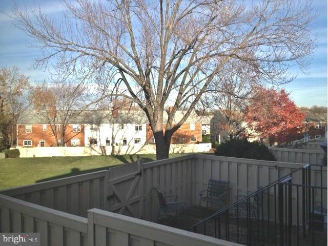 FAIRLINGTON TOWNE - Residential Lease