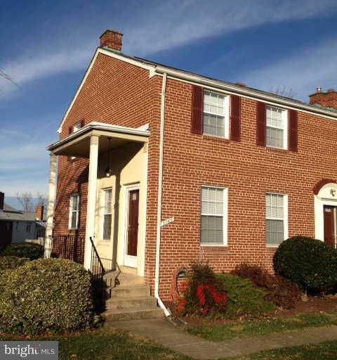 FAIRLINGTON TOWNE - Residential Lease