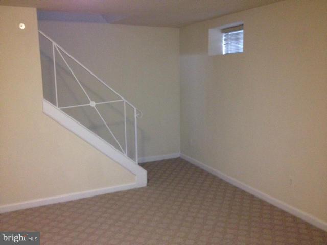 FAIRLINGTON TOWNE - Residential Lease