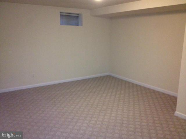 FAIRLINGTON TOWNE - Residential Lease