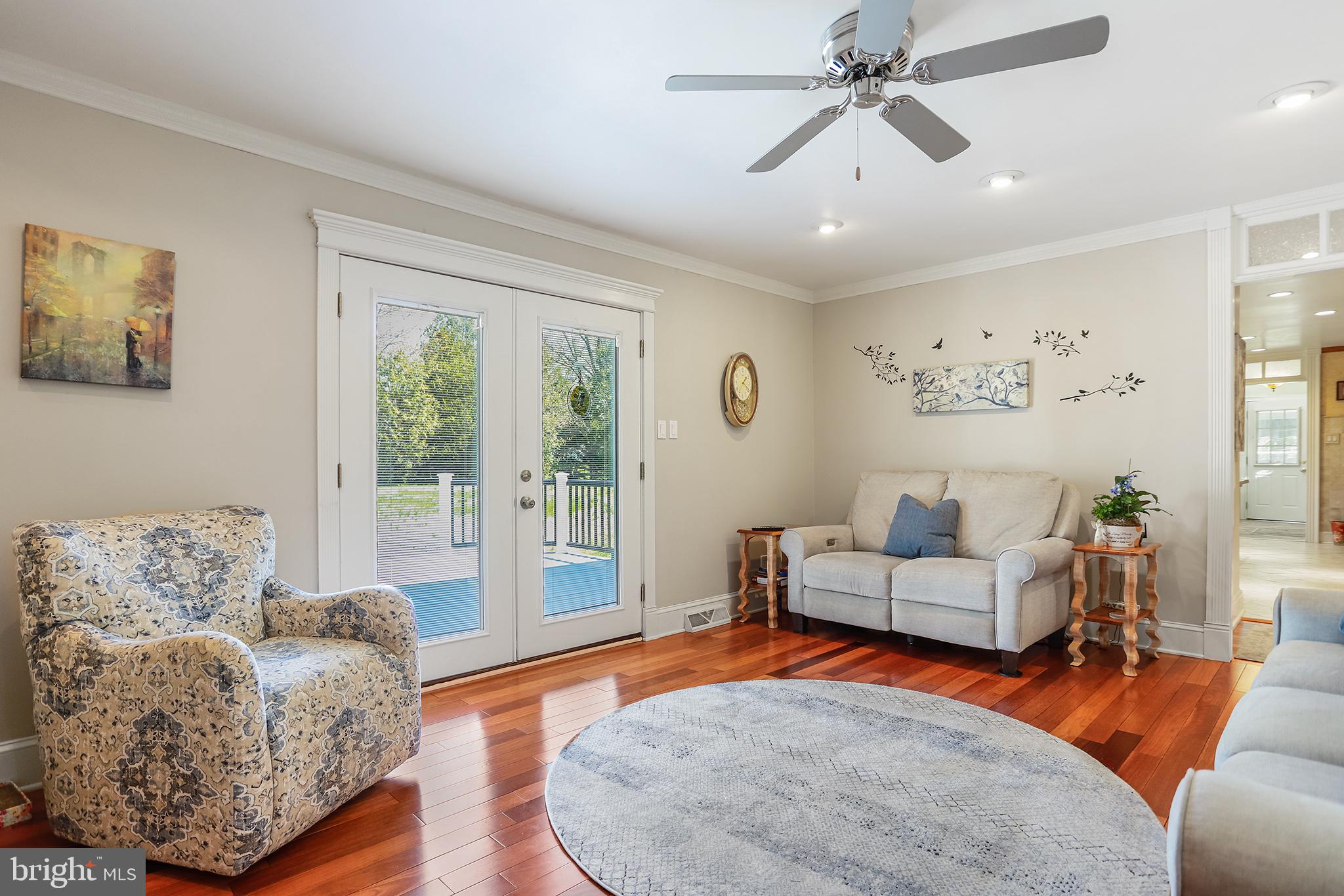 SHARON - Residential