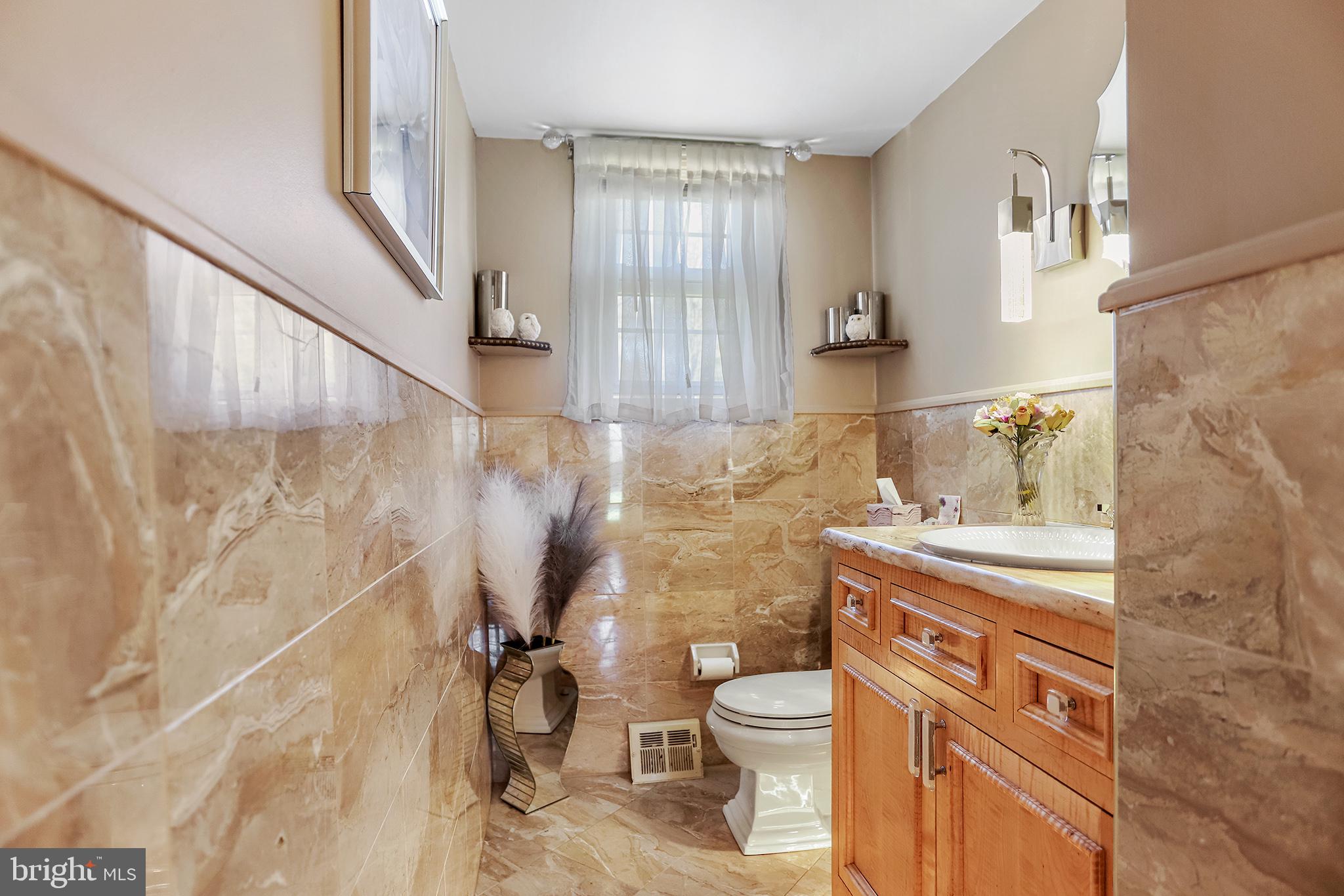 SHARON - Residential