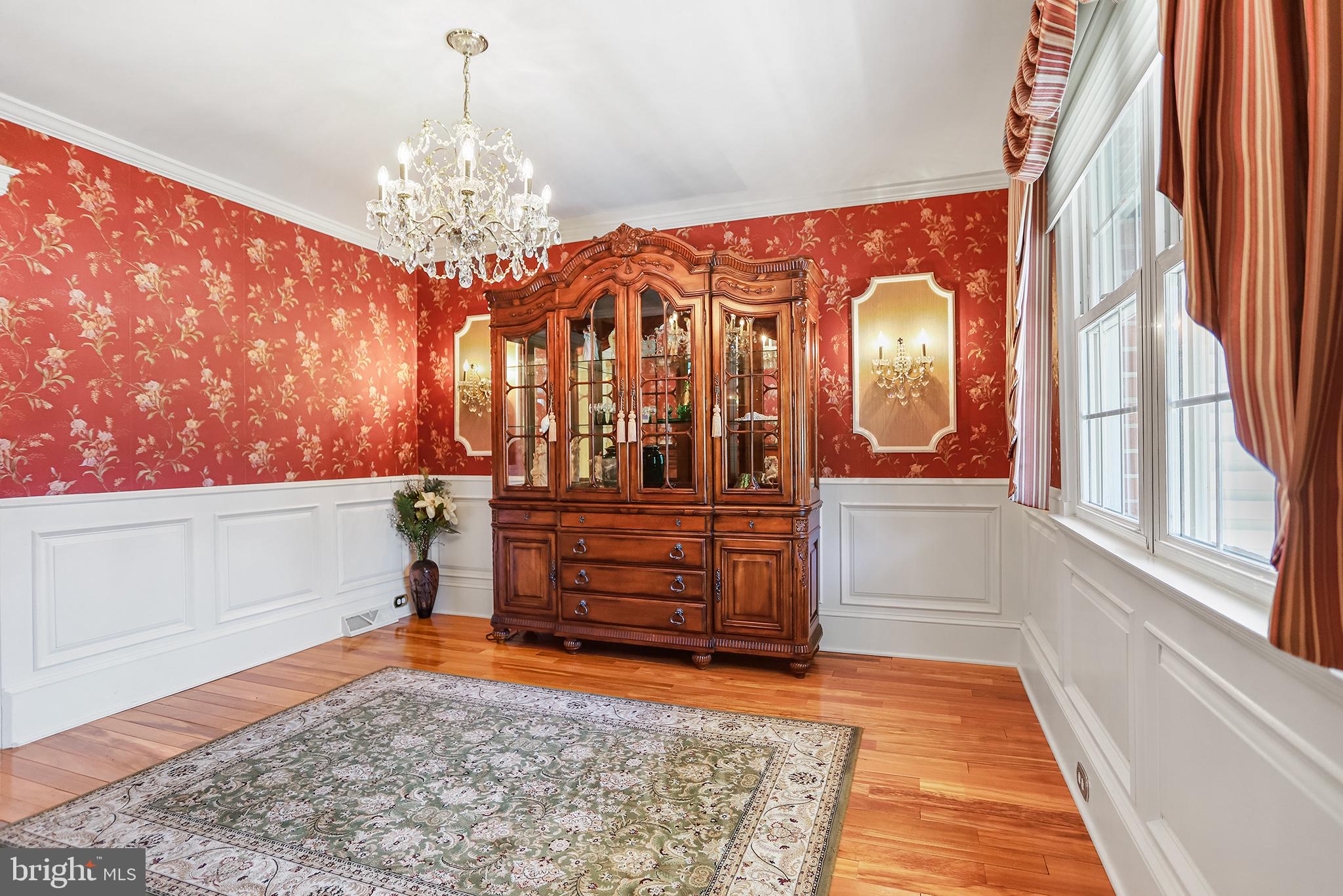 SHARON - Residential