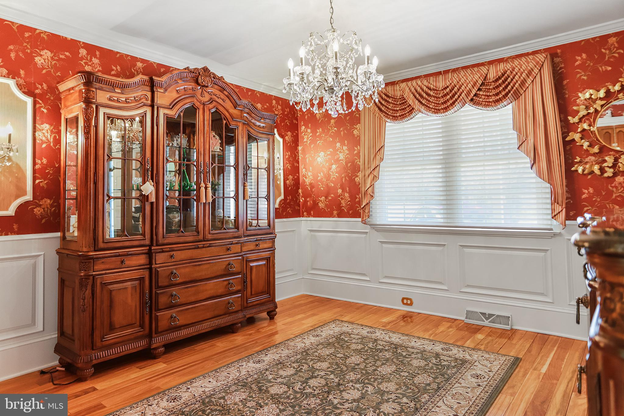 SHARON - Residential