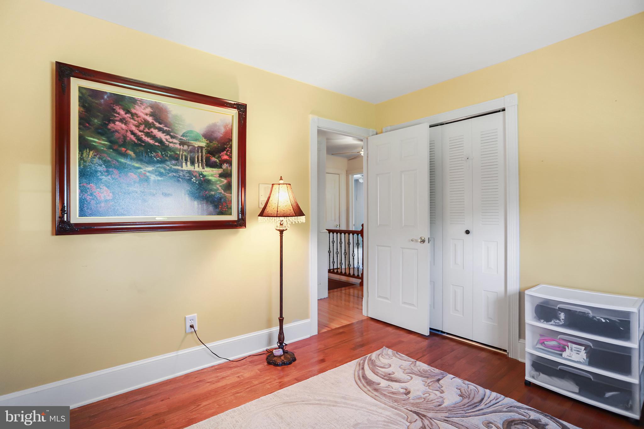 SHARON - Residential