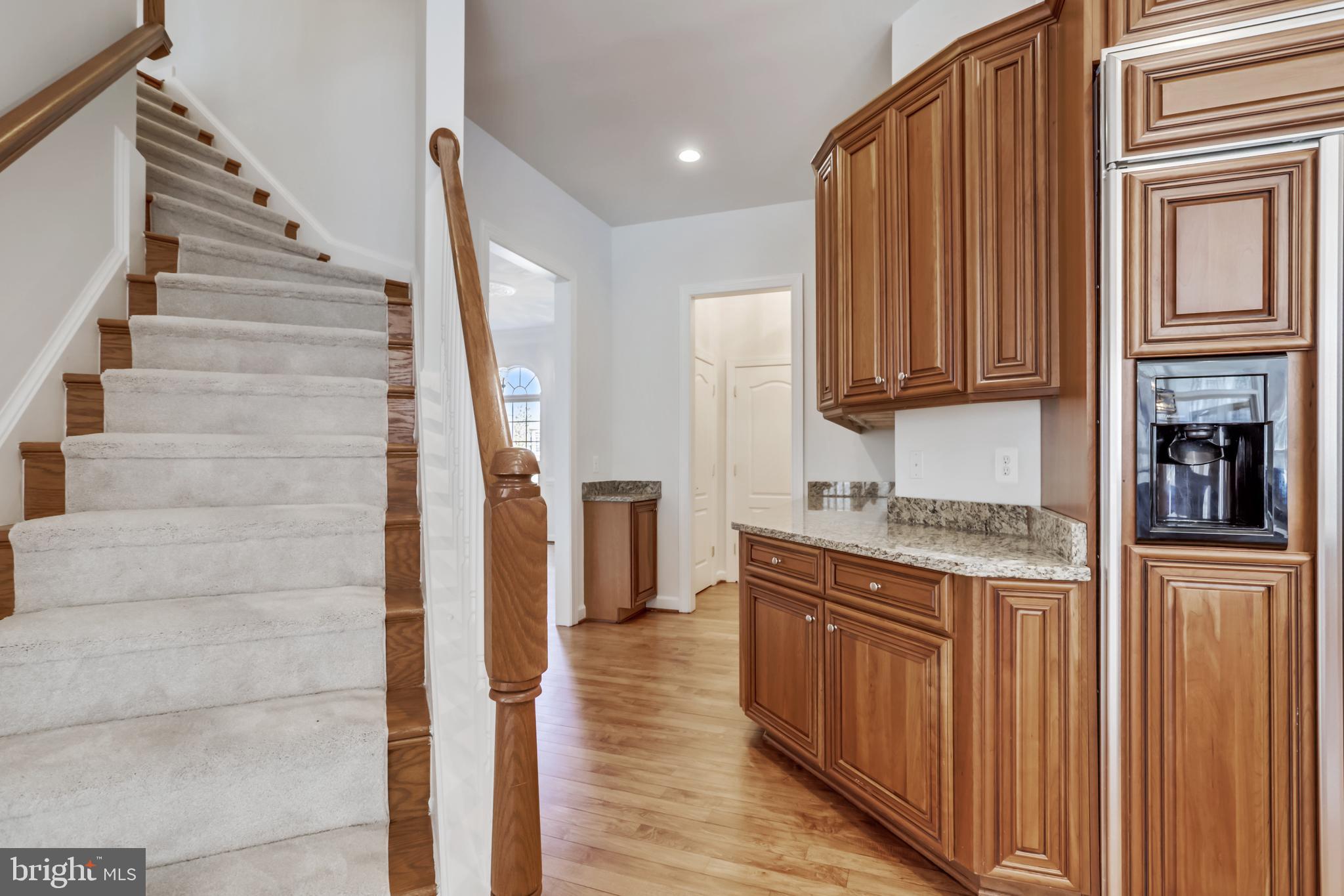 RIVER FALLS - Residential