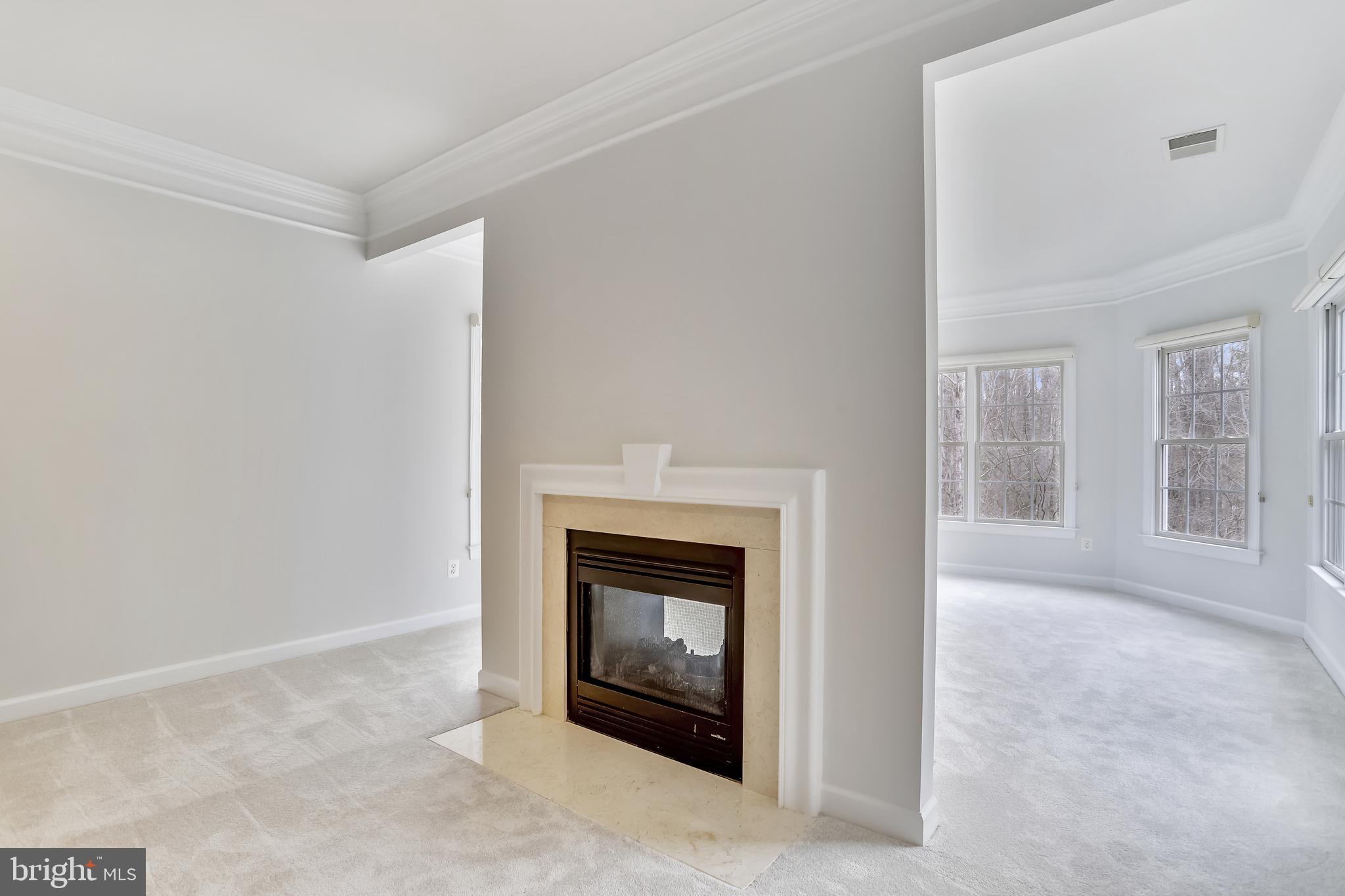 RIVER FALLS - Residential