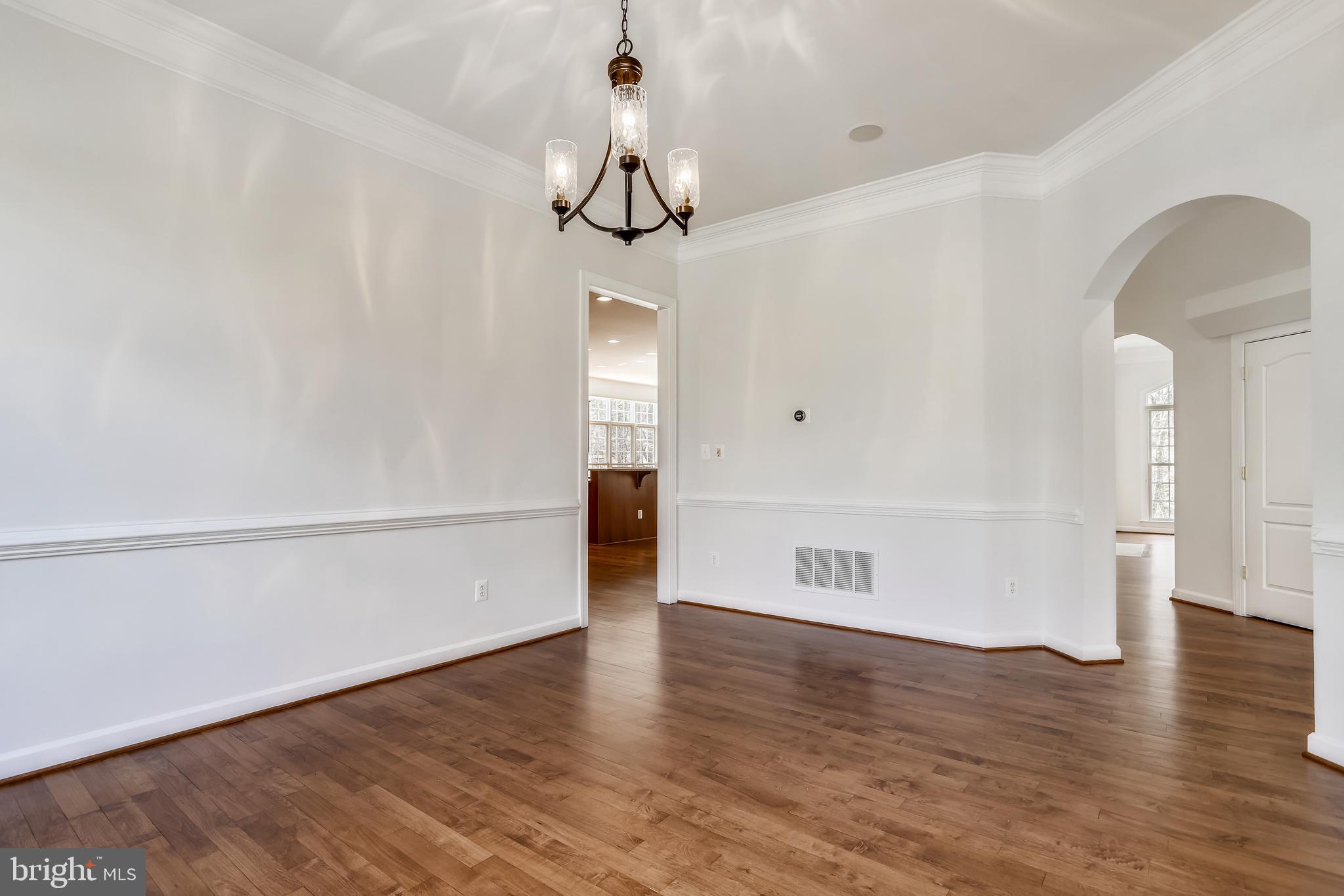 RIVER FALLS - Residential