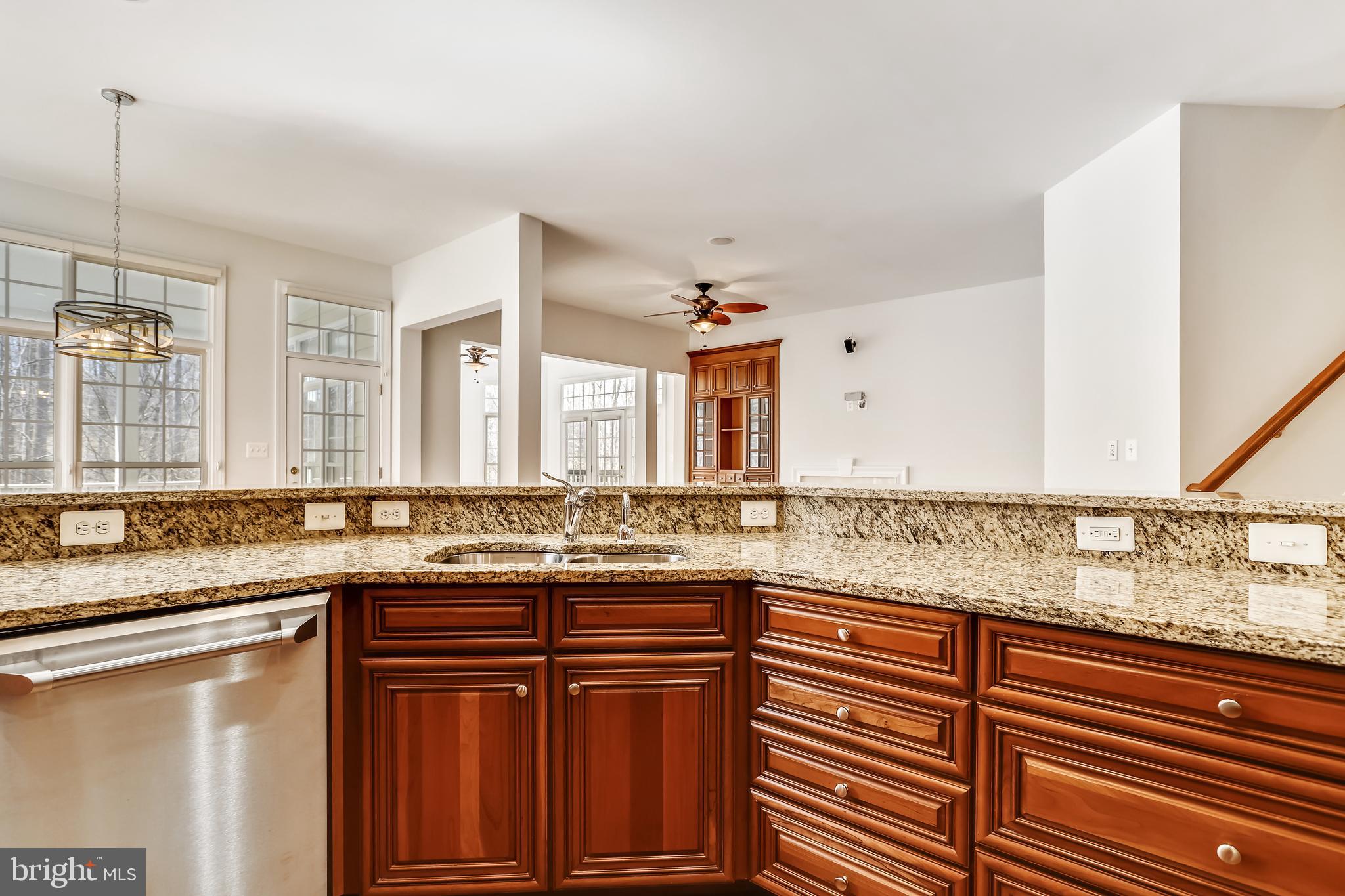 RIVER FALLS - Residential