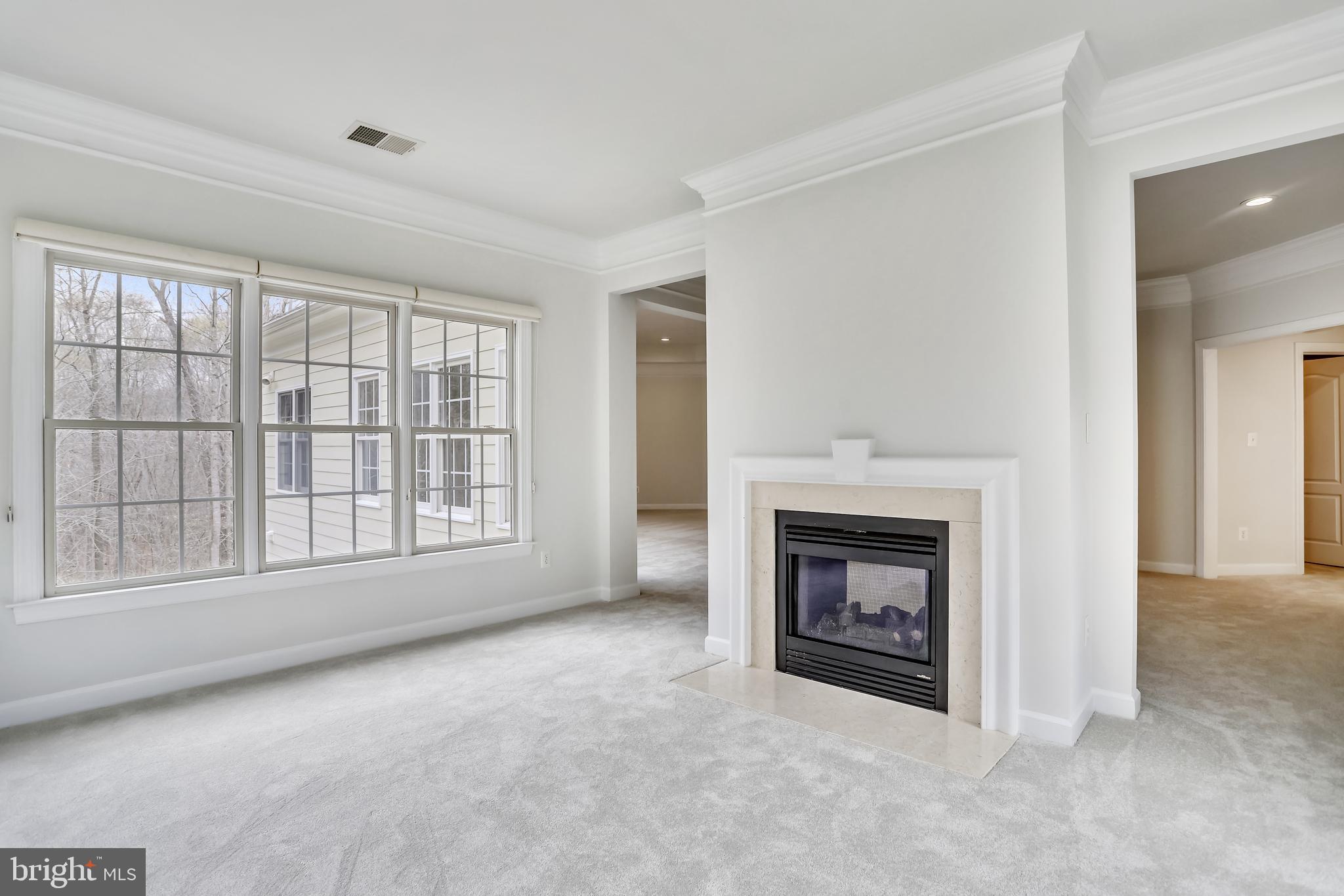 RIVER FALLS - Residential