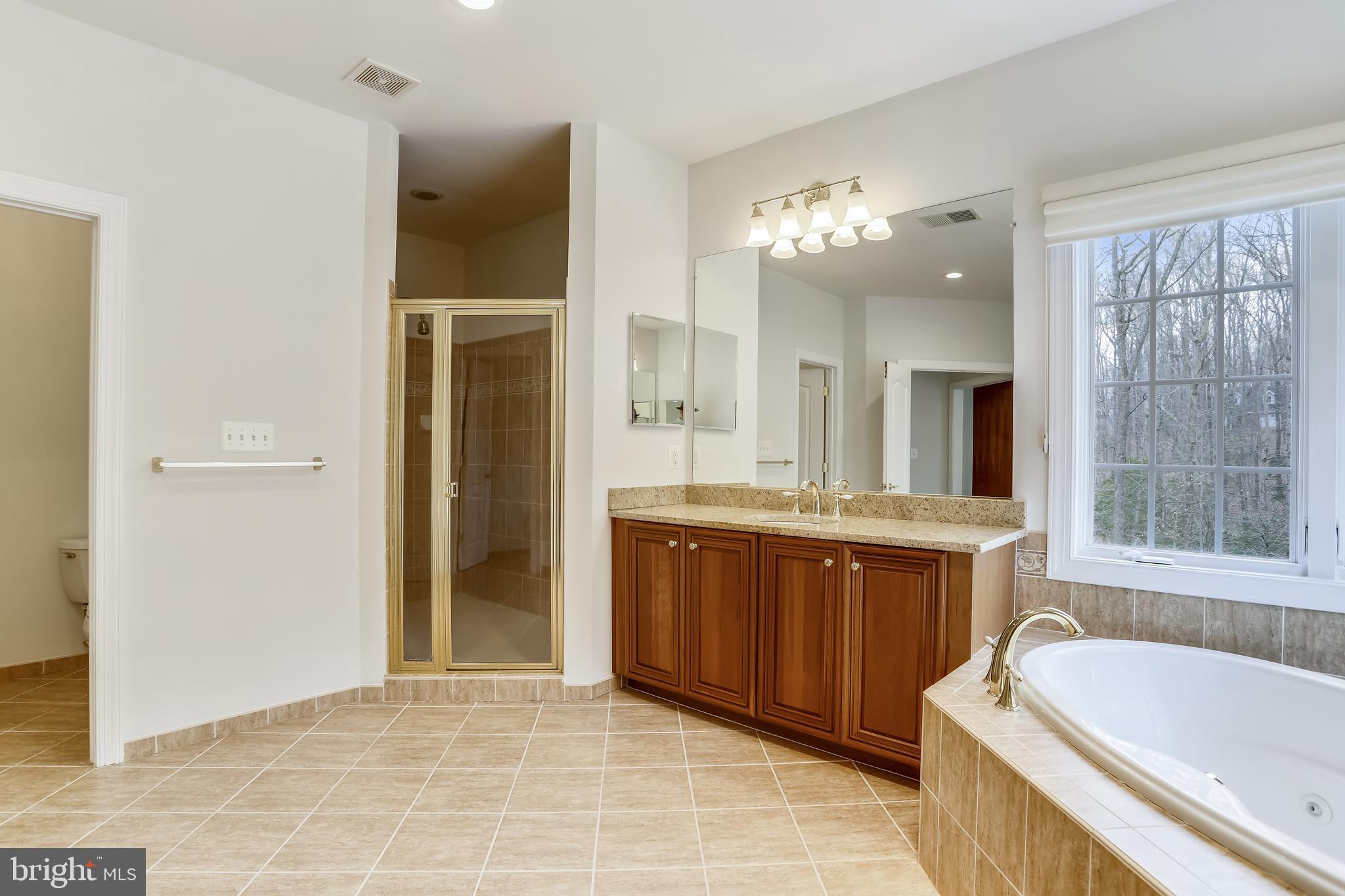 RIVER FALLS - Residential