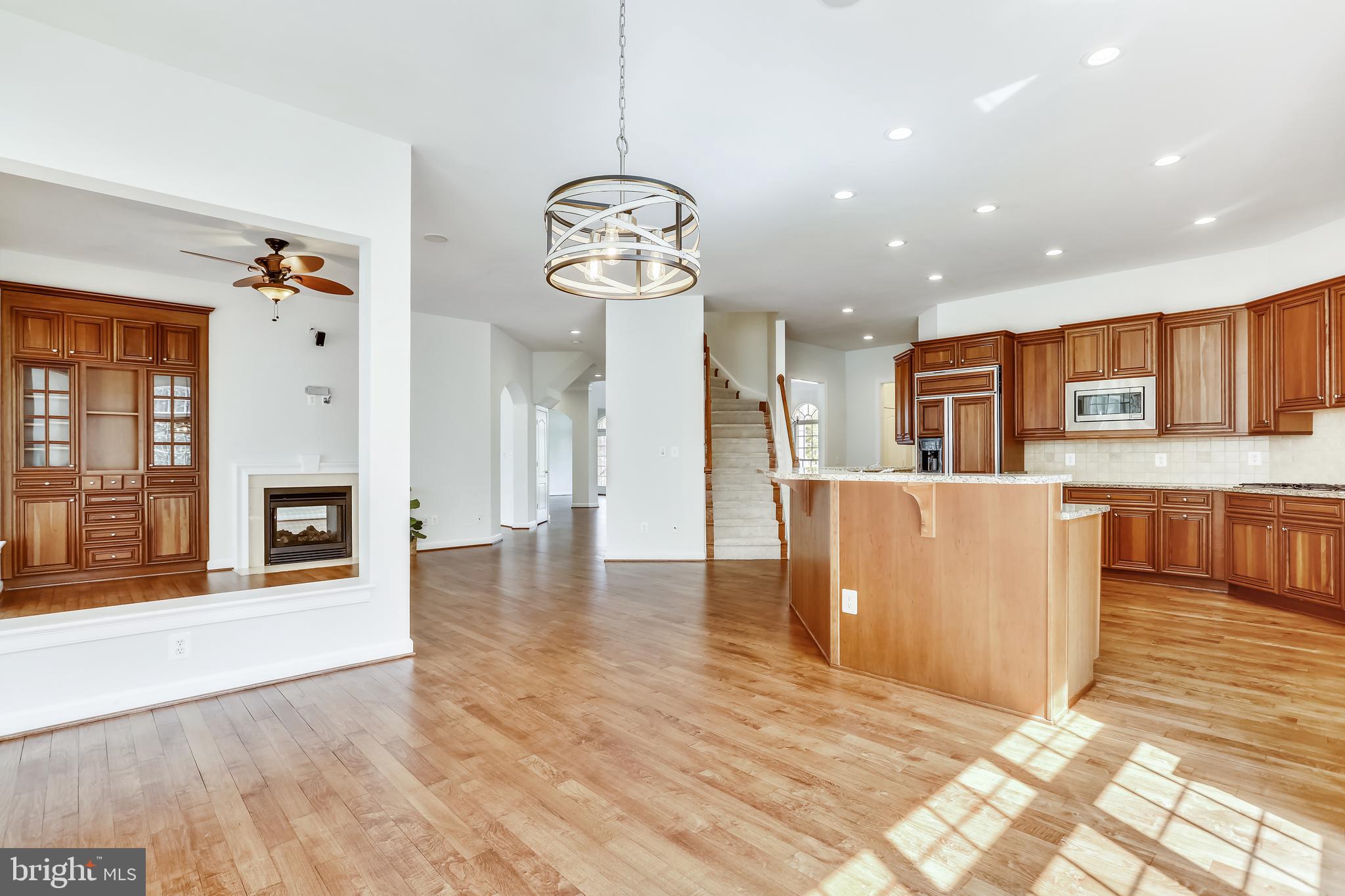 RIVER FALLS - Residential