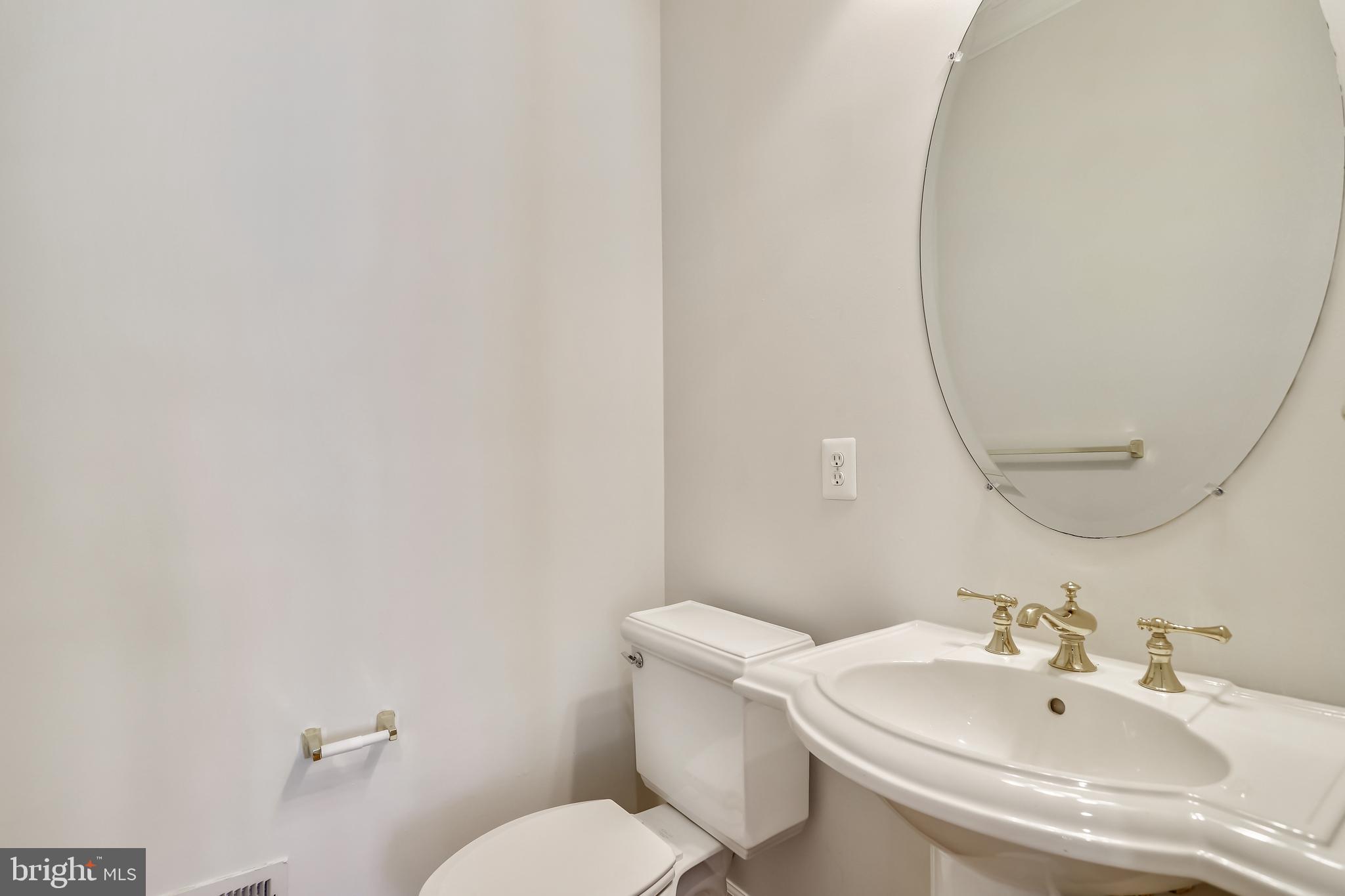 RIVER FALLS - Residential