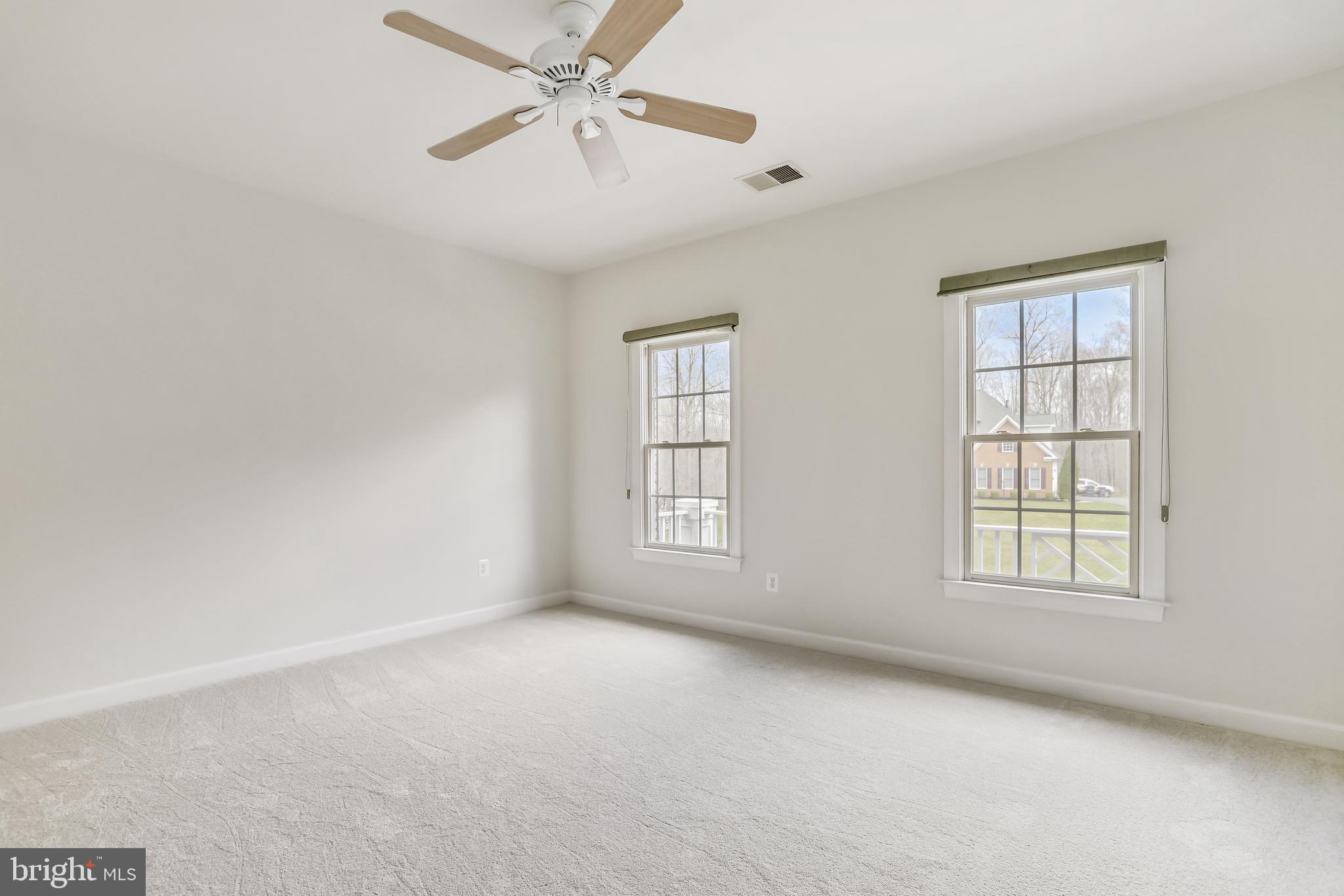 RIVER FALLS - Residential