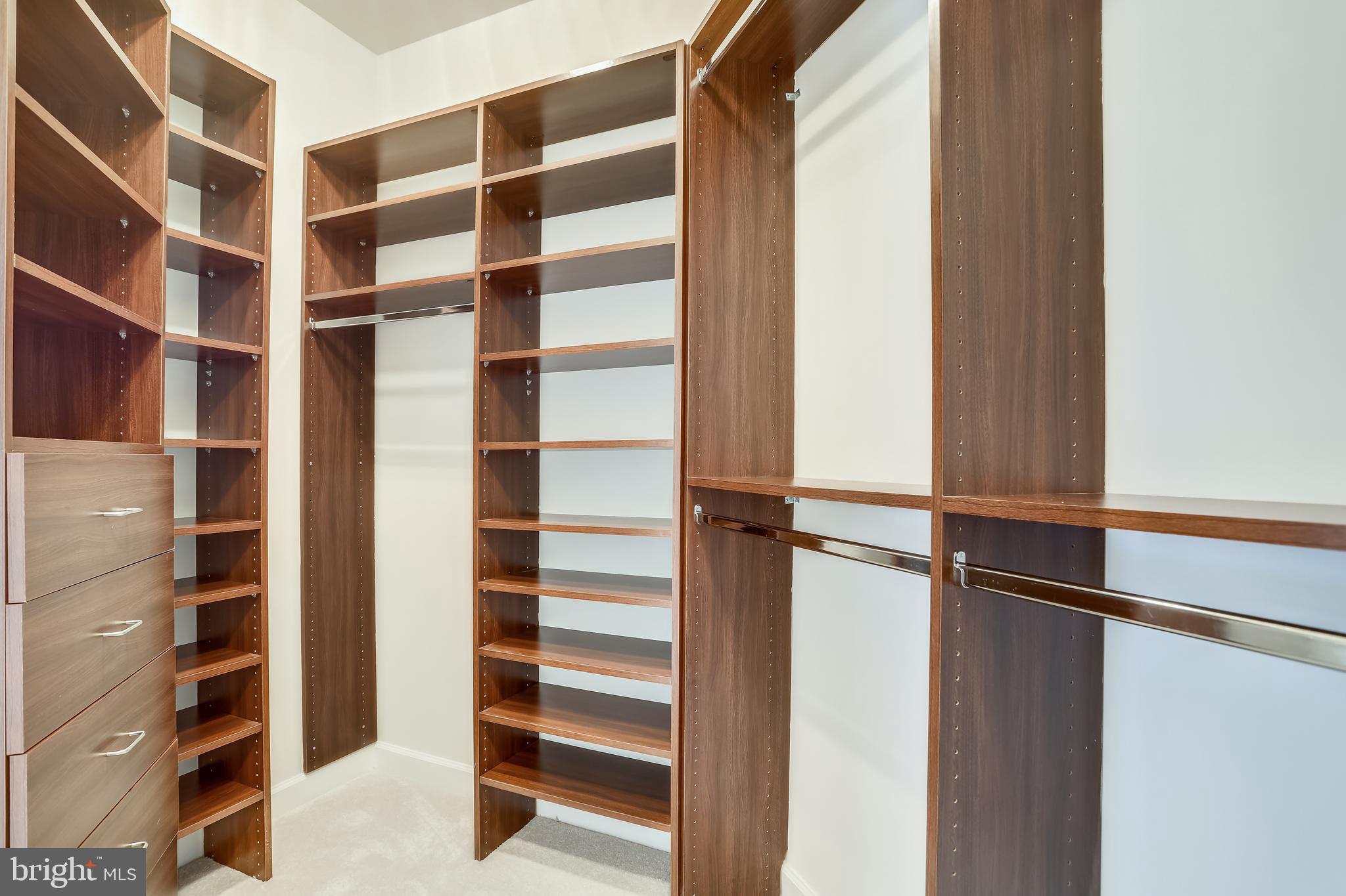 RIVER FALLS - Residential