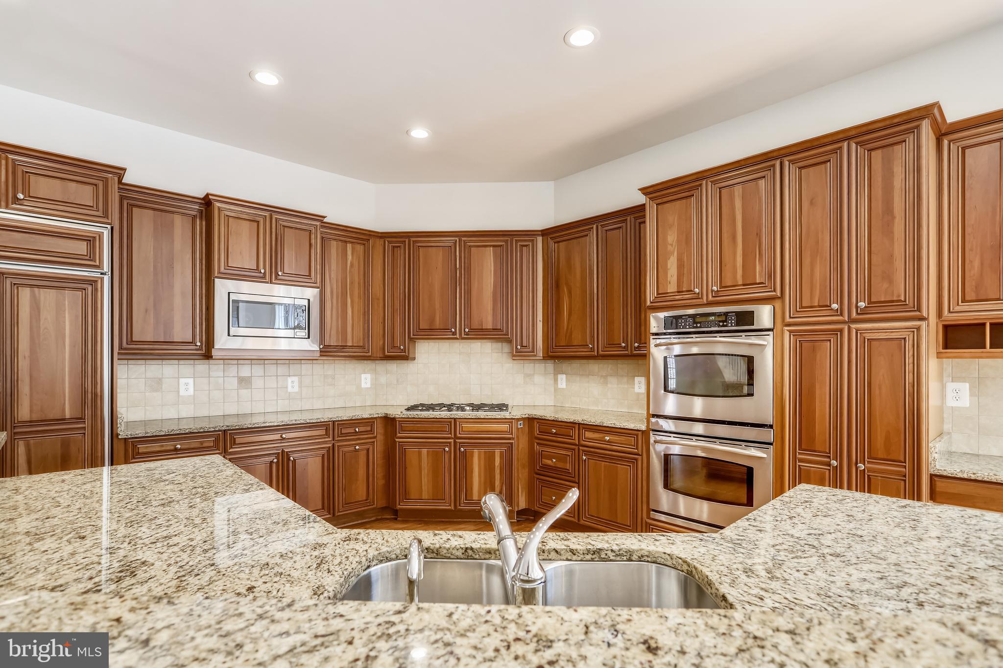 RIVER FALLS - Residential