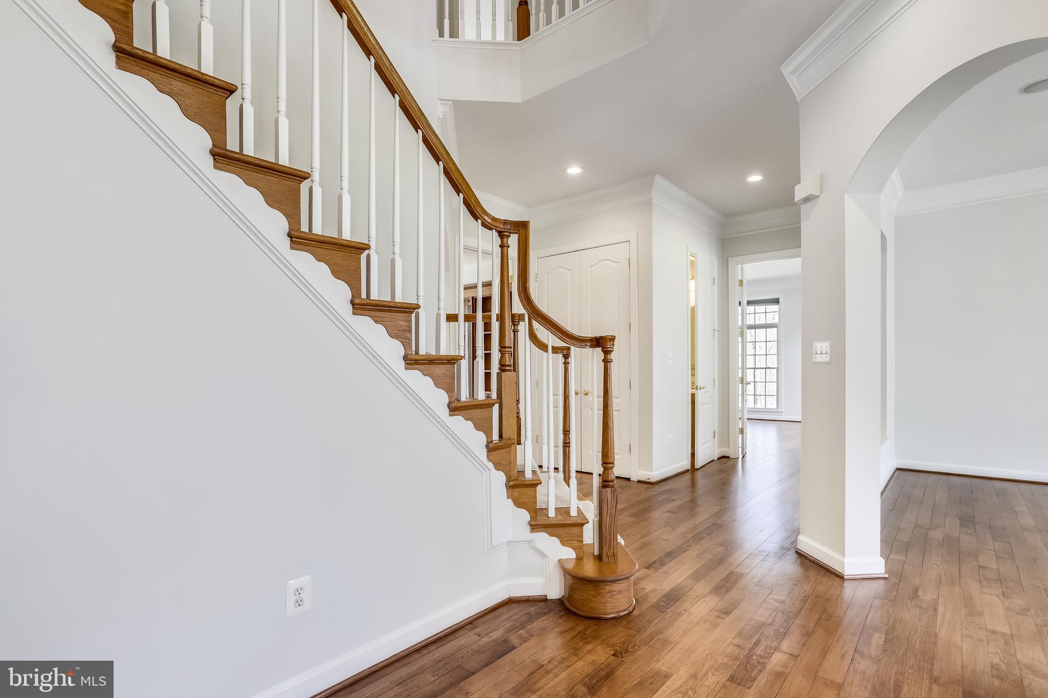 RIVER FALLS - Residential