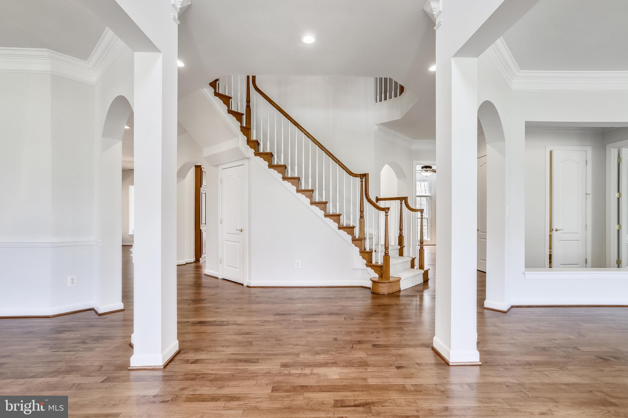 RIVER FALLS - Residential