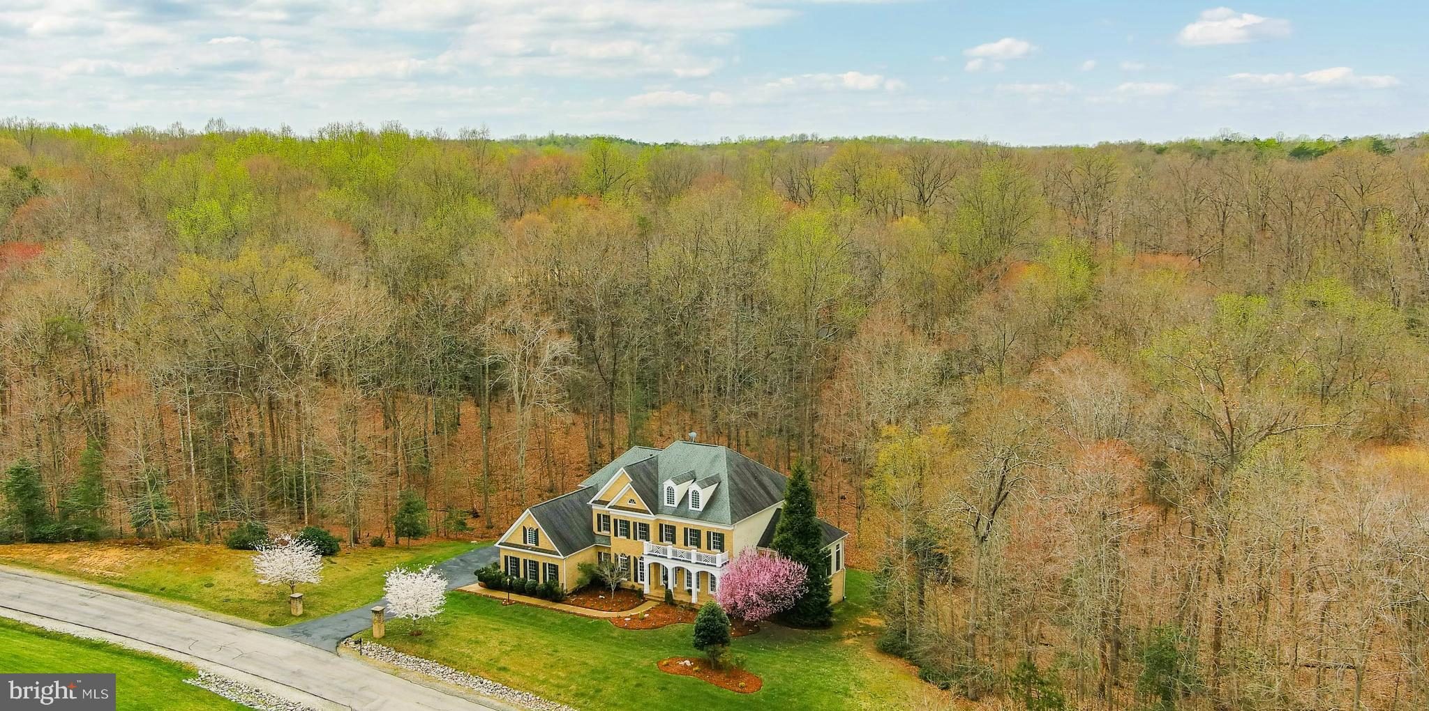 RIVER FALLS - Residential