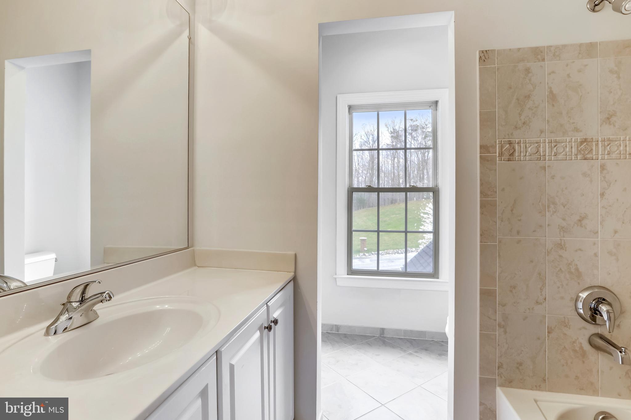 RIVER FALLS - Residential