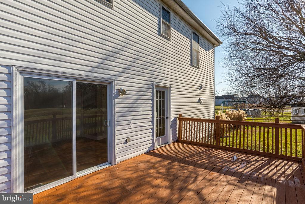 KENSINGTON COURTS - Residential