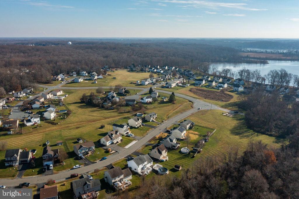 KENSINGTON COURTS - Residential