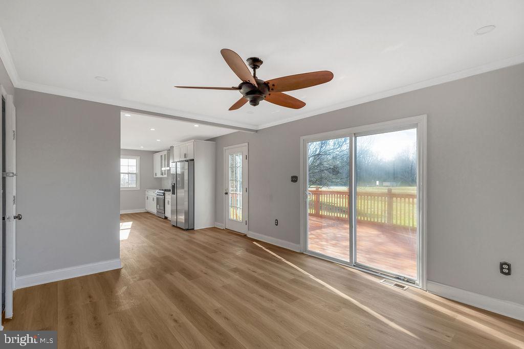 KENSINGTON COURTS - Residential