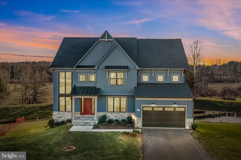 56 JANE WASHINGTON COURT CHARLES TOWN WV 25414