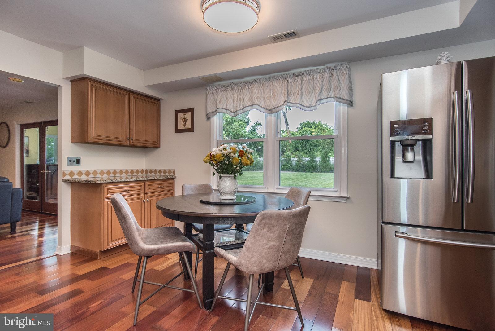 HOLLANDALE - Residential