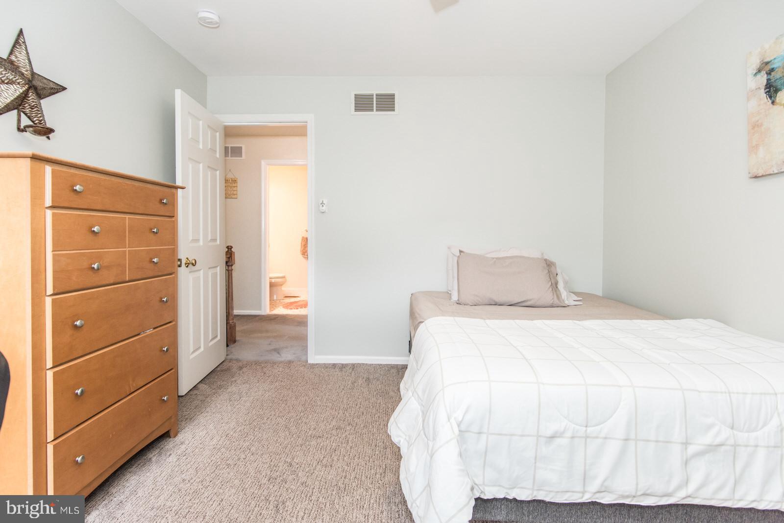 HOLLANDALE - Residential