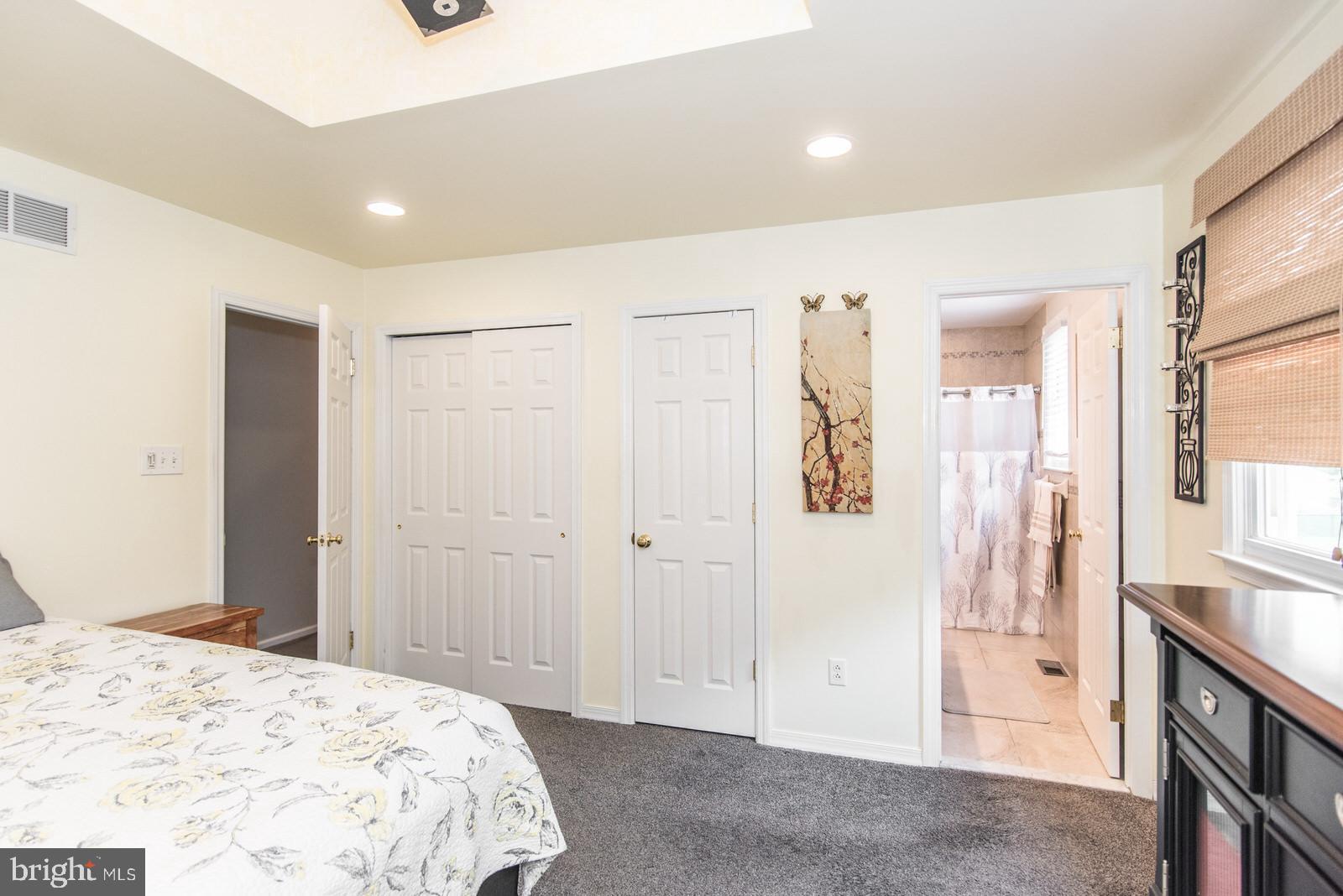 HOLLANDALE - Residential