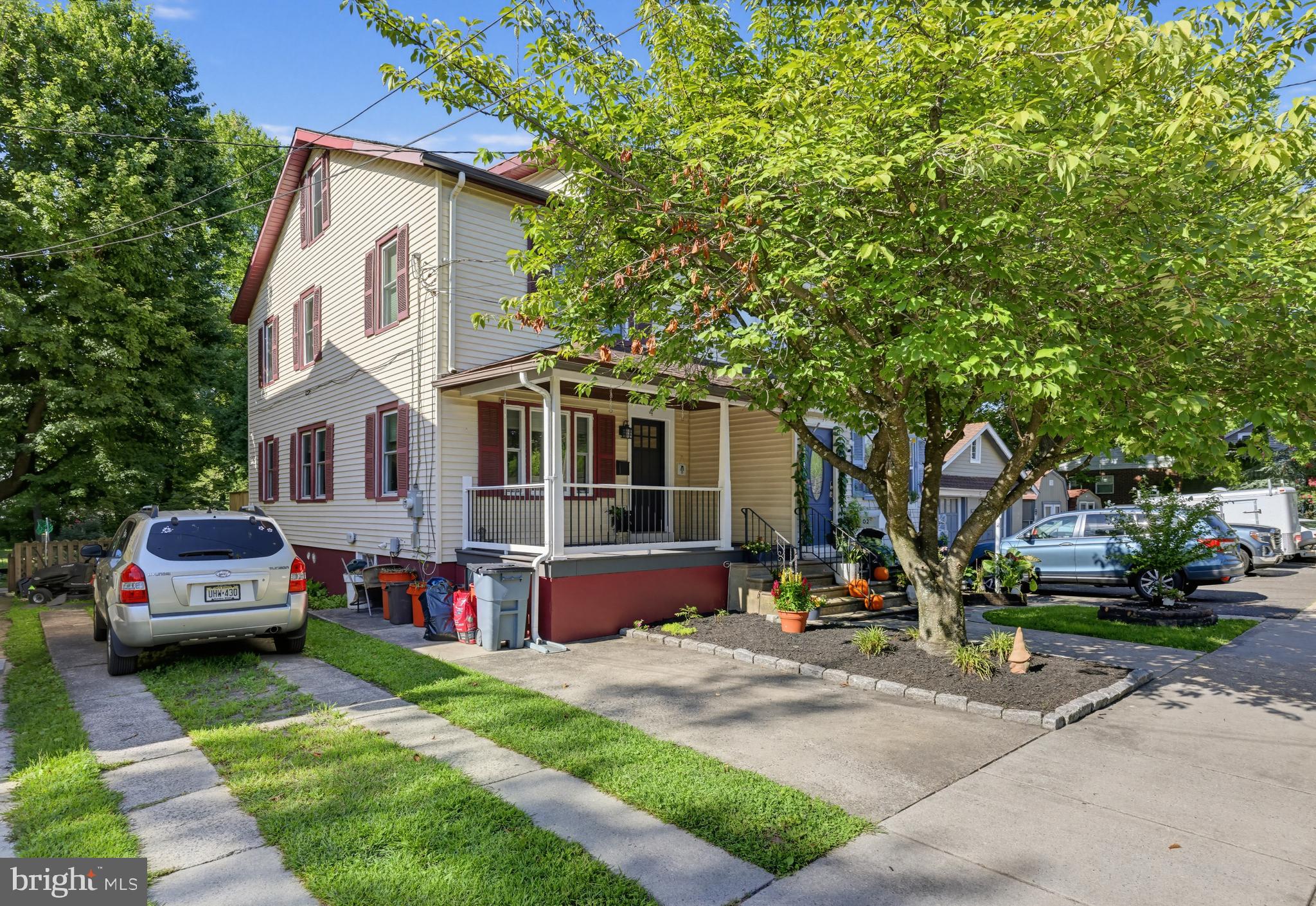 4 S ATLANTIC AVENUE