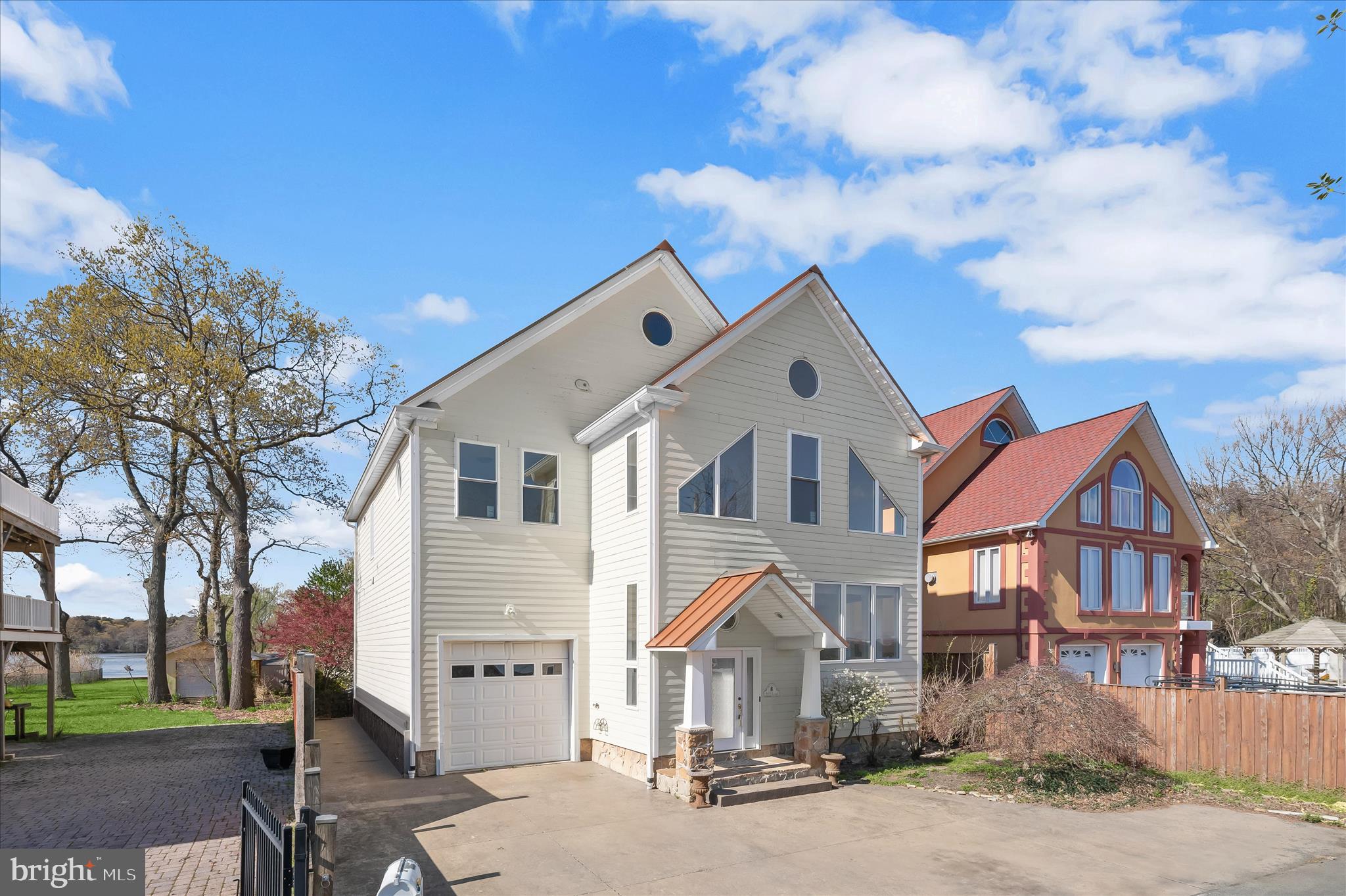 BAYSIDE BEACH - Residential