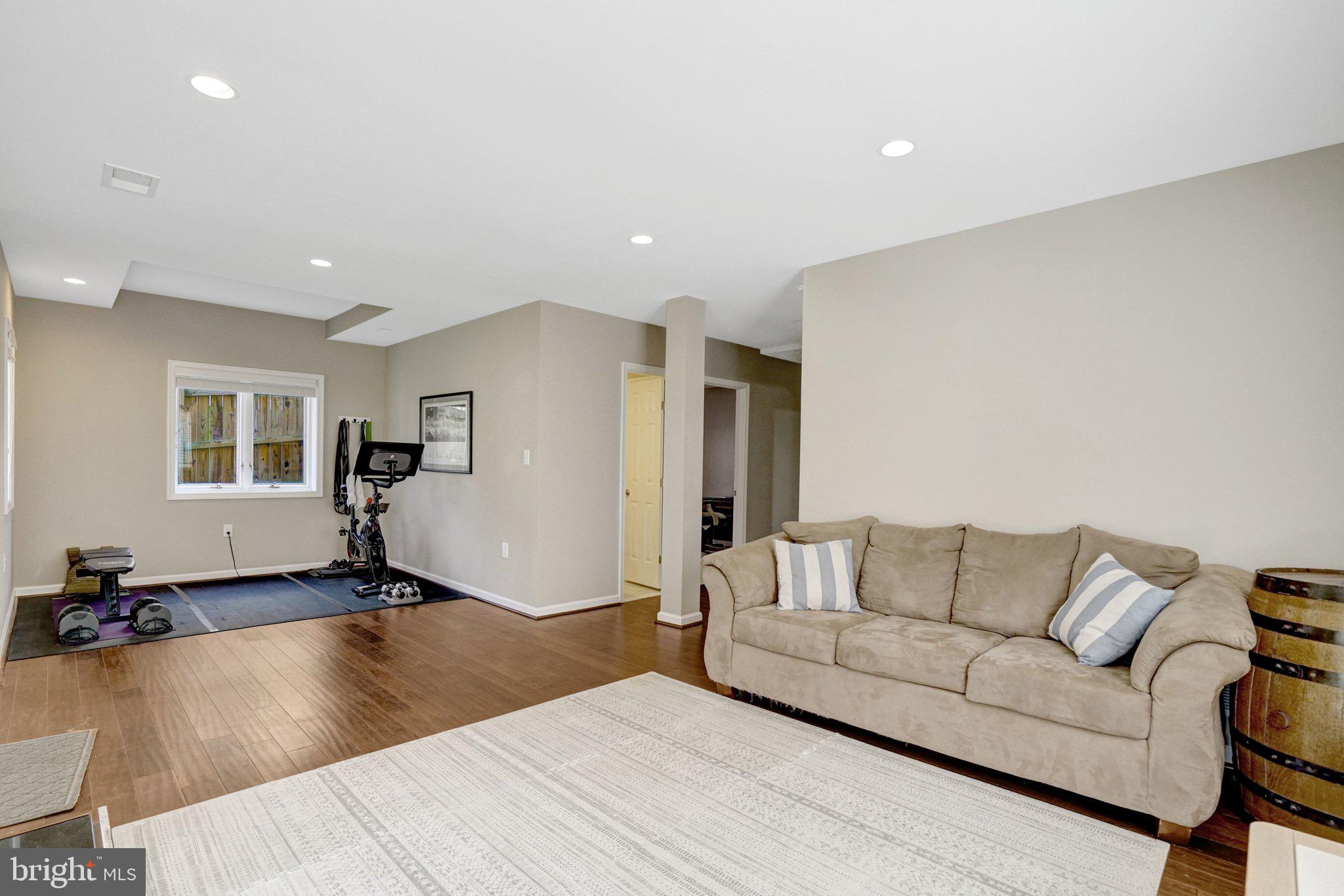 BELLE HAVEN MEWS - Residential