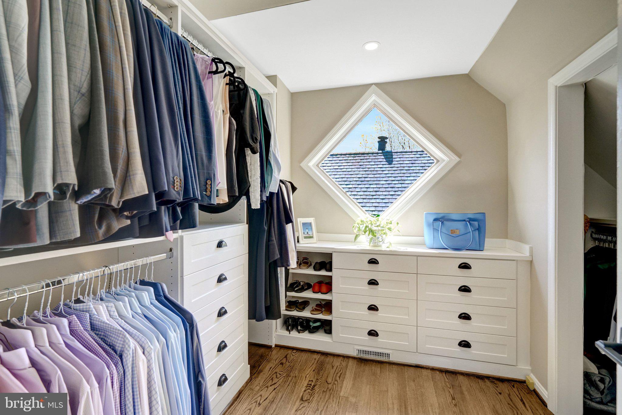 BELLE HAVEN MEWS - Residential