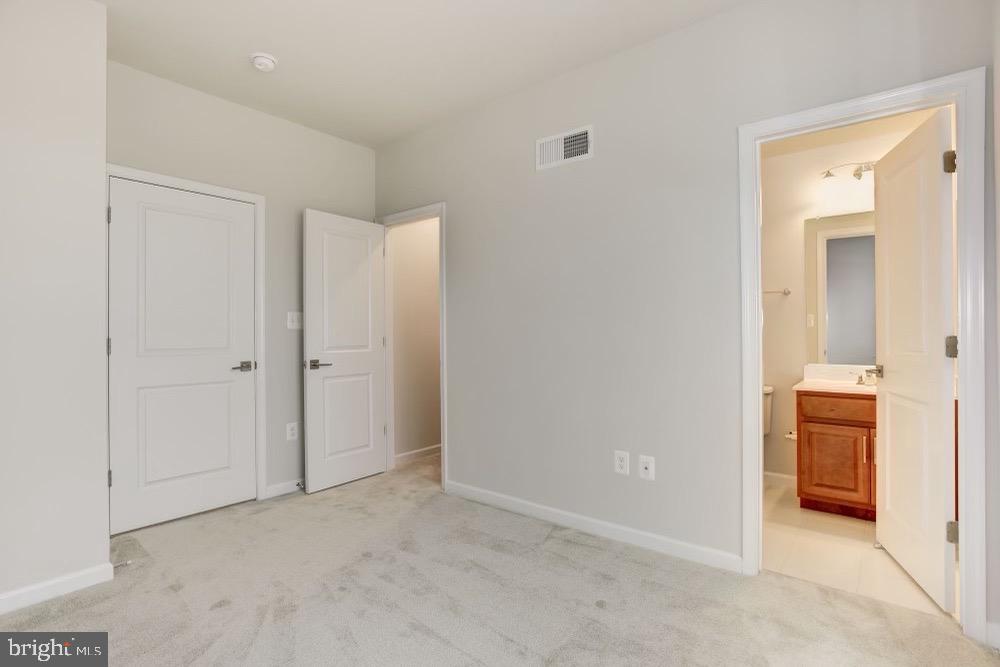 RIDGES AT LOUDOUN VALLEY - Residential Lease