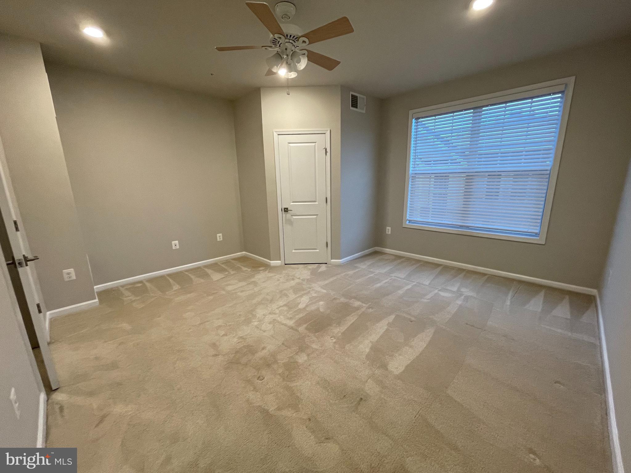 RIDGES AT LOUDOUN VALLEY - Residential Lease