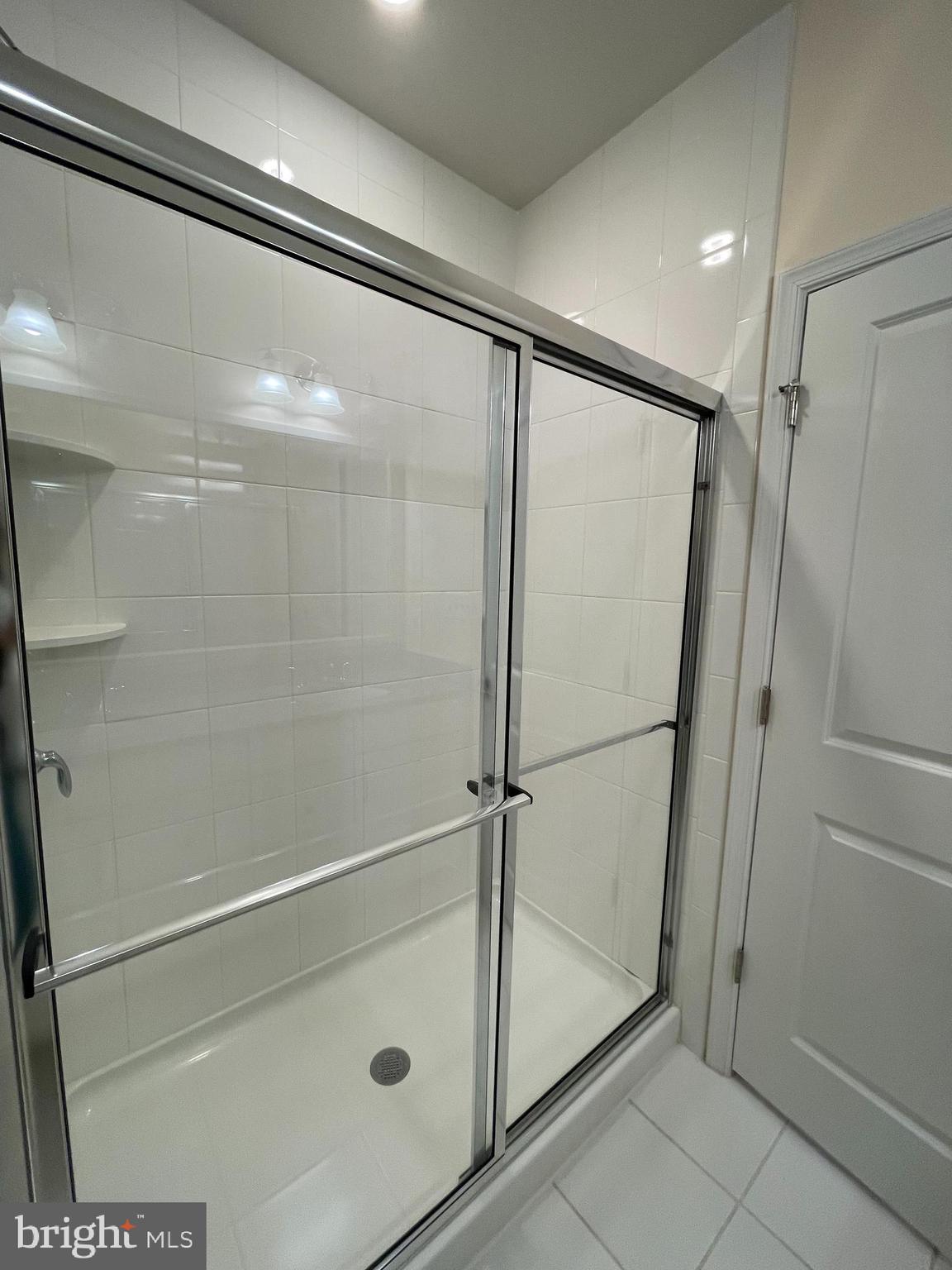 RIDGES AT LOUDOUN VALLEY - Residential Lease