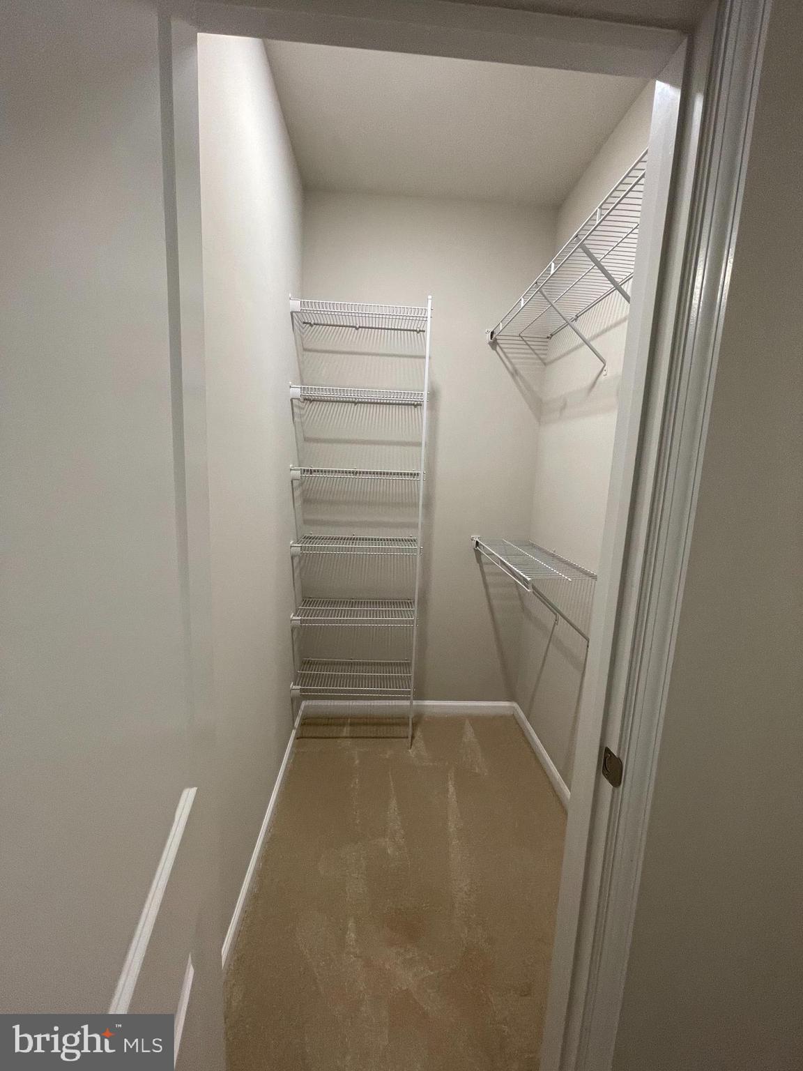 RIDGES AT LOUDOUN VALLEY - Residential Lease