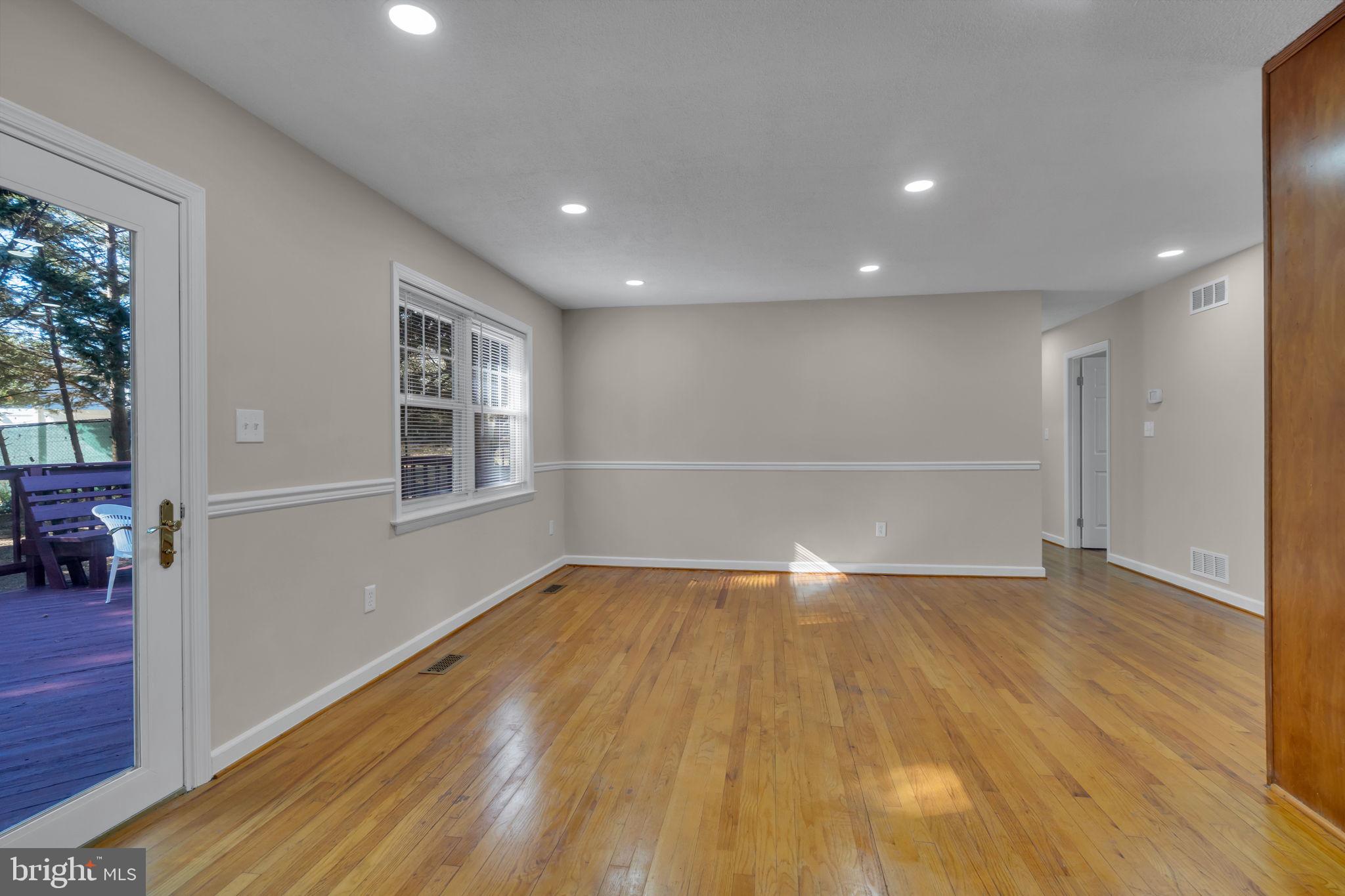 BAYTOWNE VILLAGE - Residential