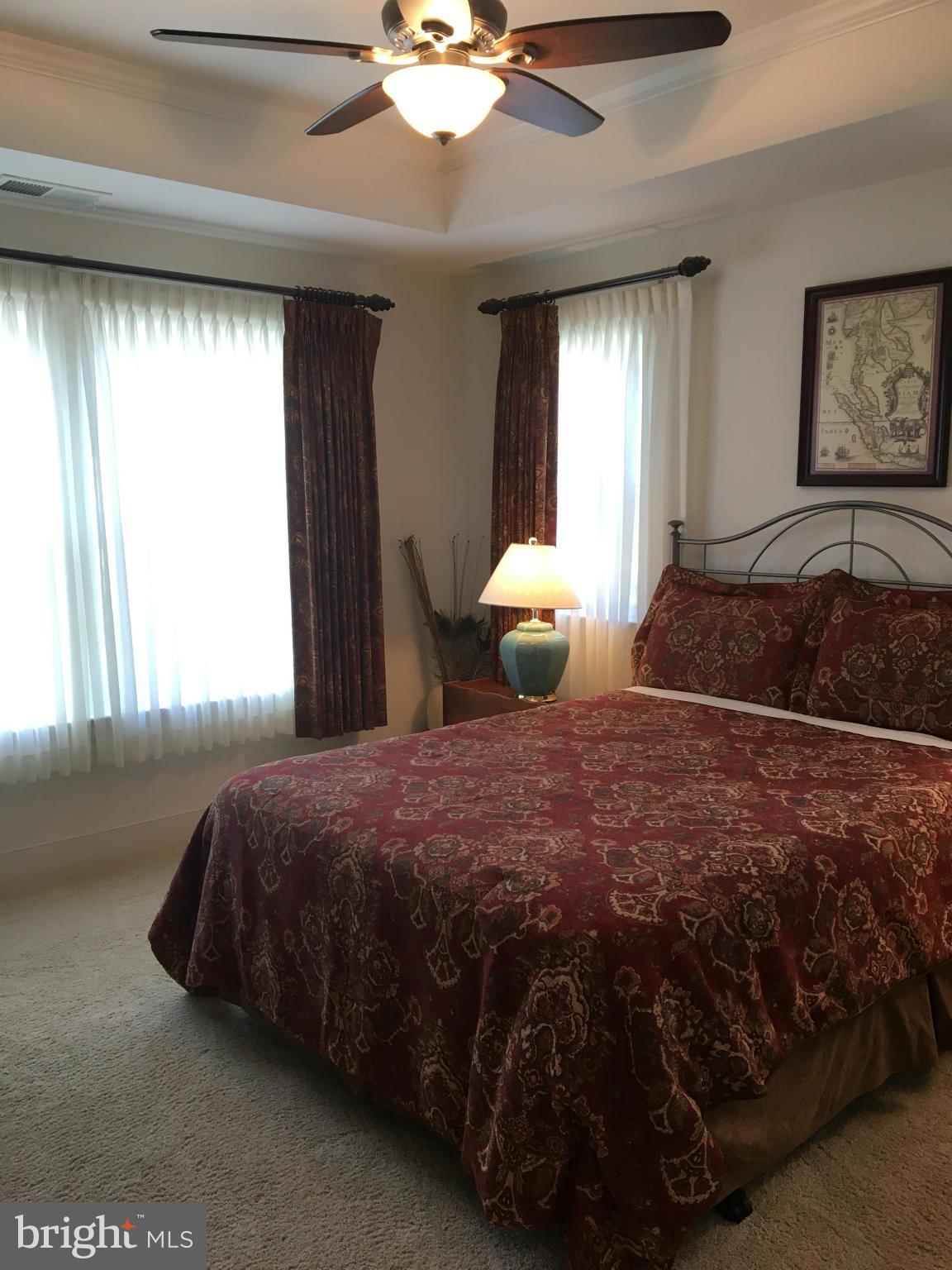 HUNTINGTON MEWS - Residential Lease