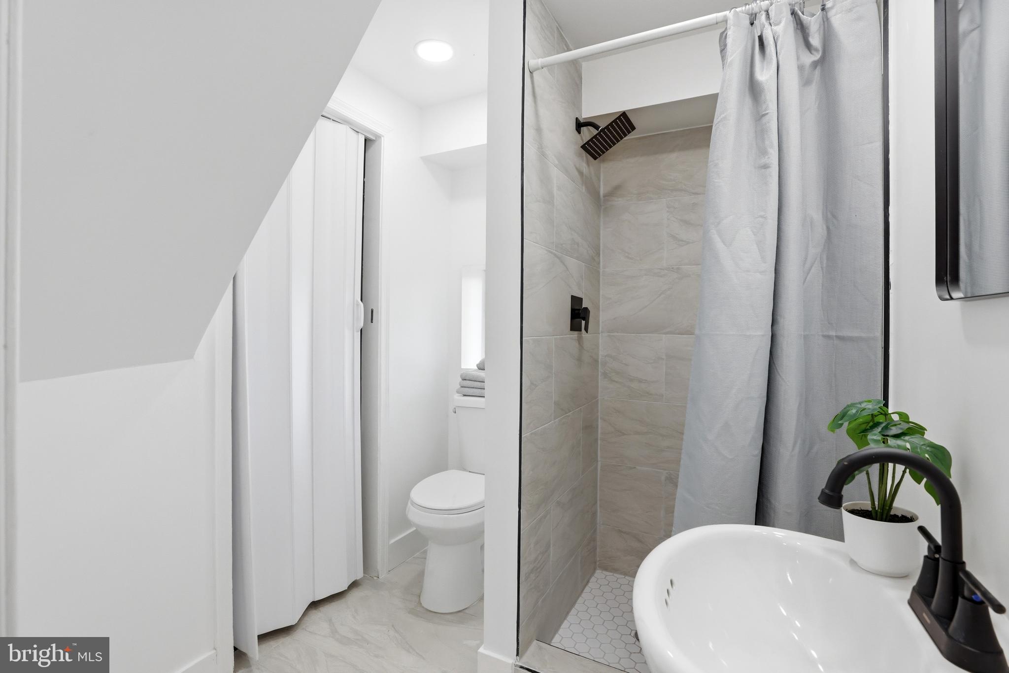 HARBOR VIEW - Residential