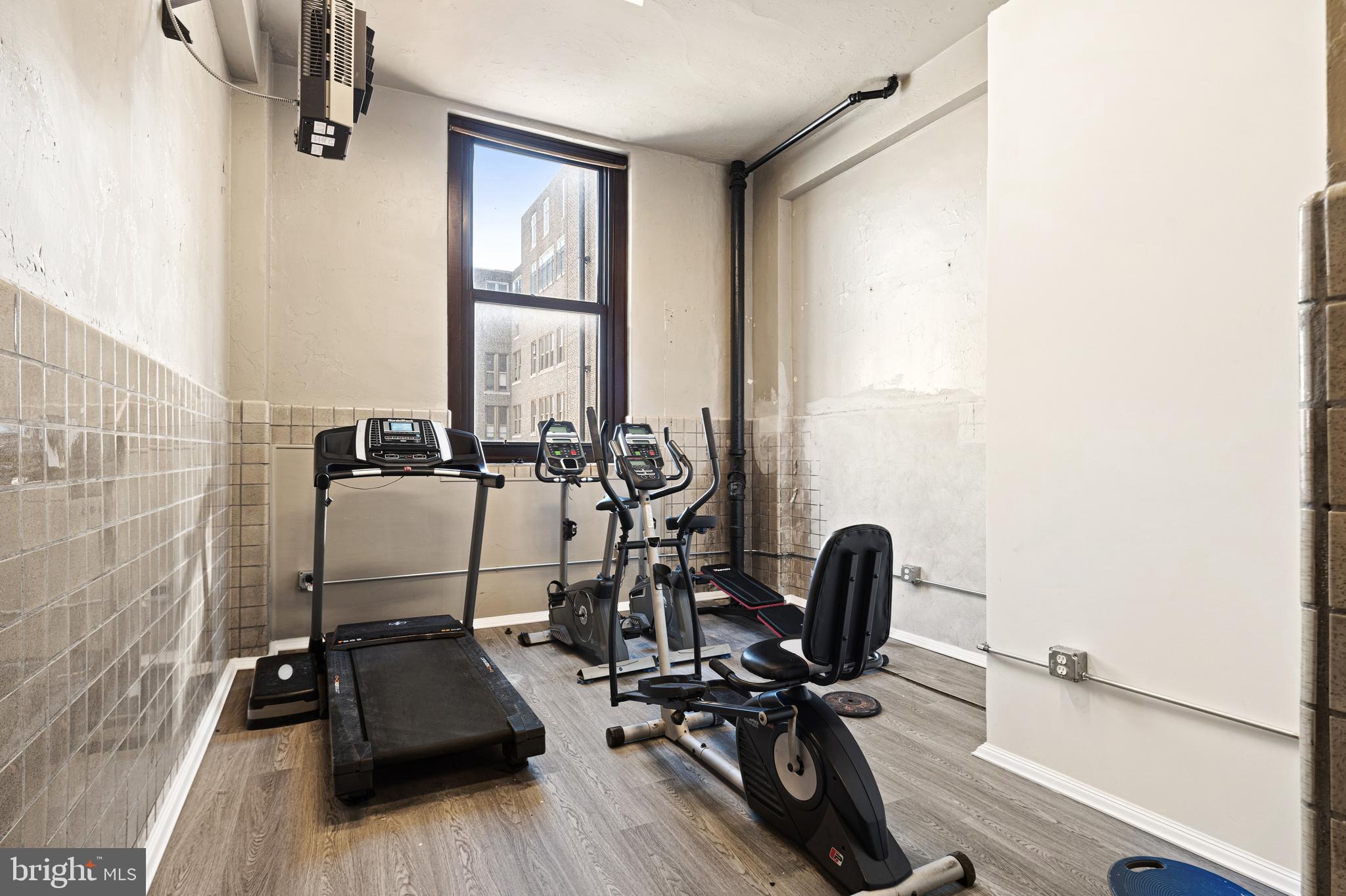 CENTER CITY - Residential Lease