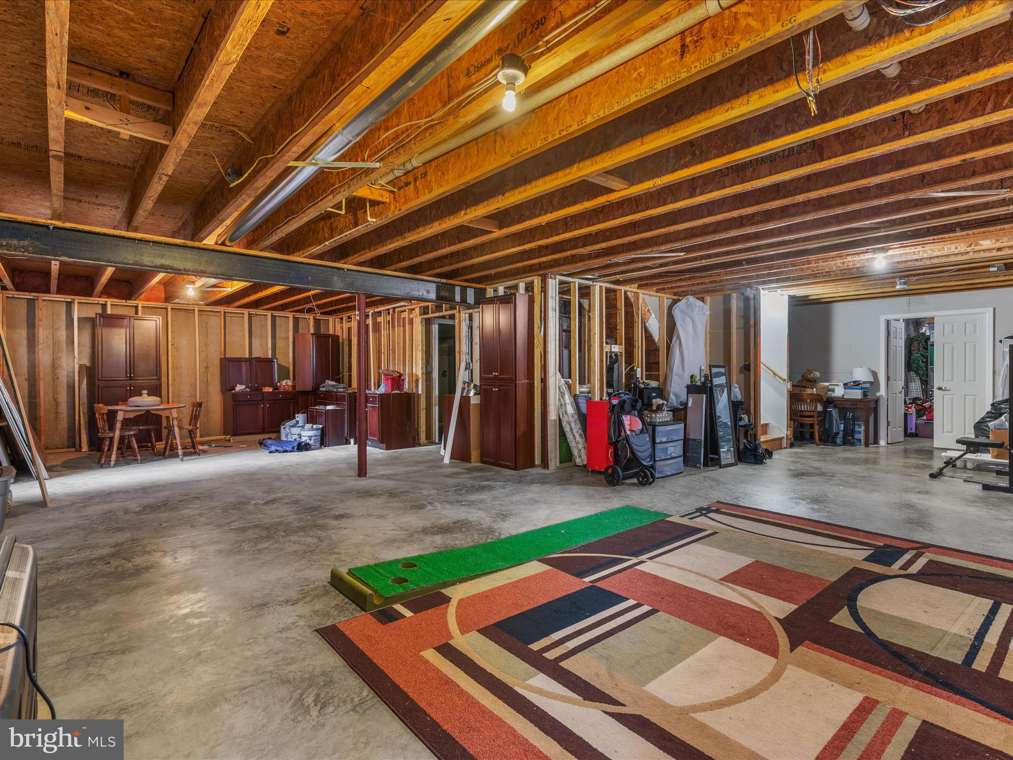 HAMMONDS MILL - Residential