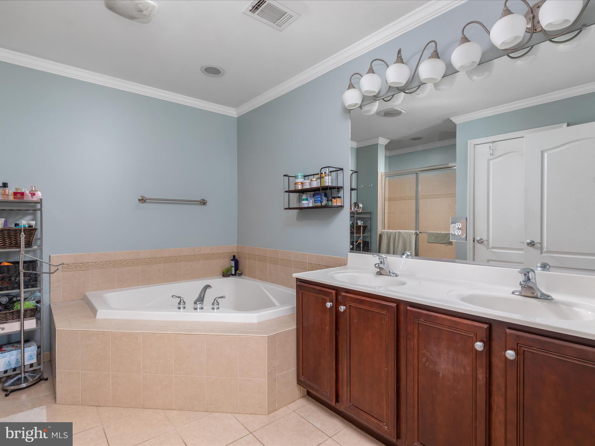 HAMMONDS MILL - Residential