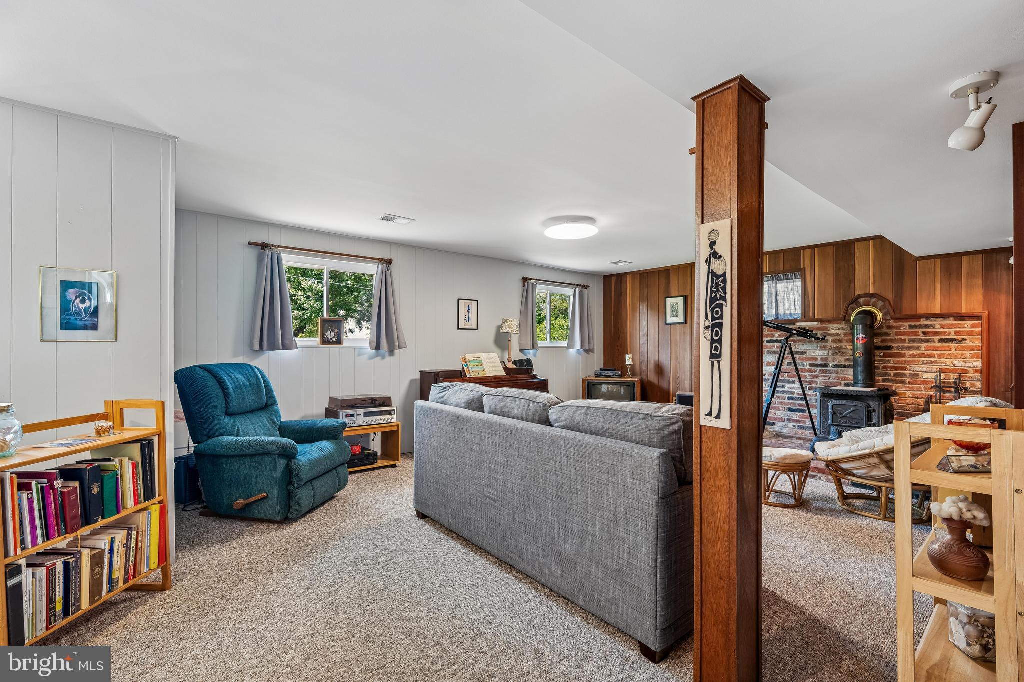 KEMP MILL ESTATES - Residential