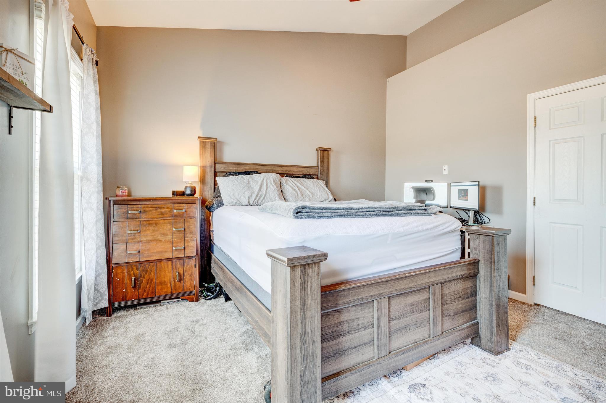 MARTINSBURG STATION - Residential