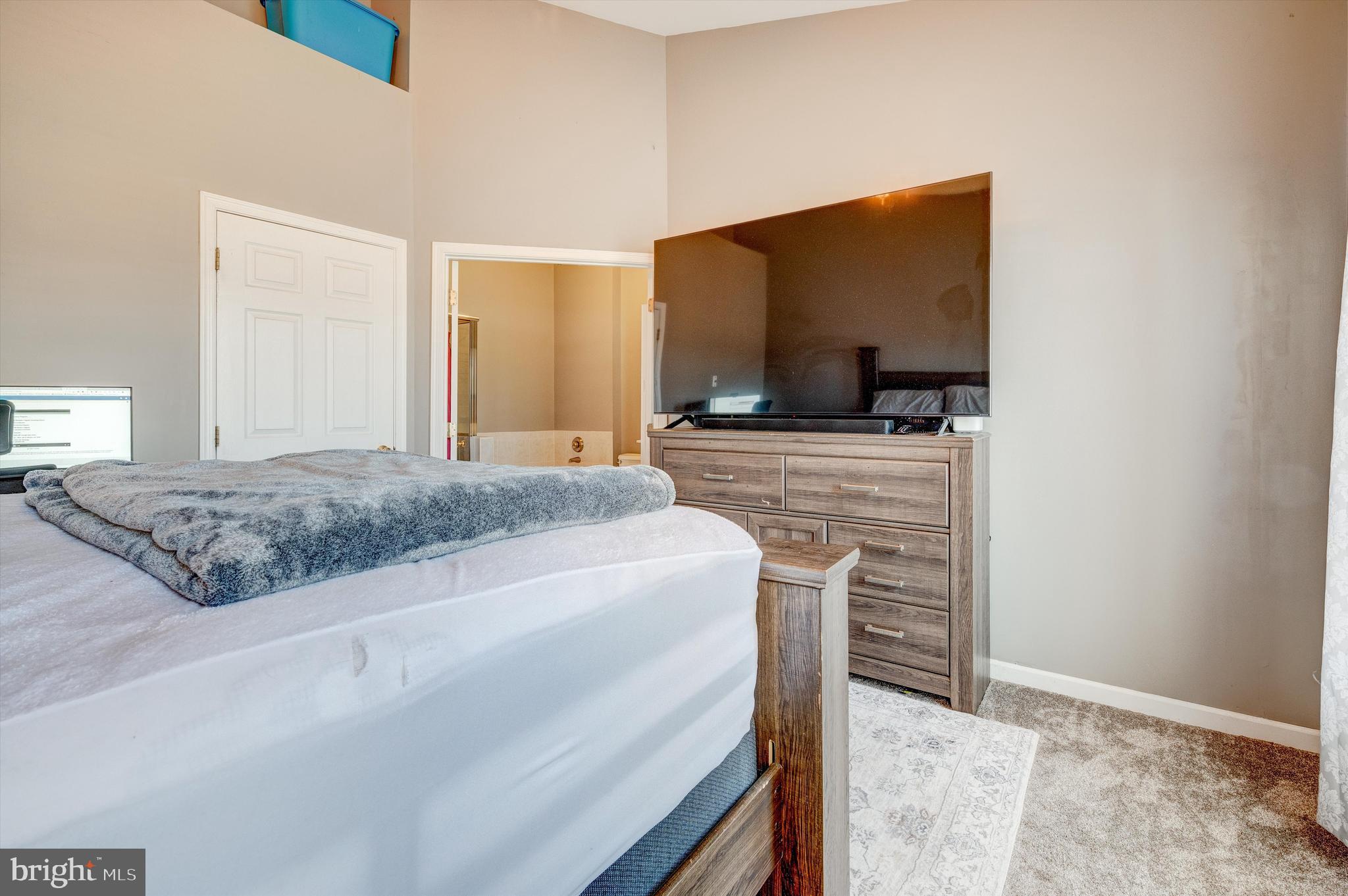 MARTINSBURG STATION - Residential