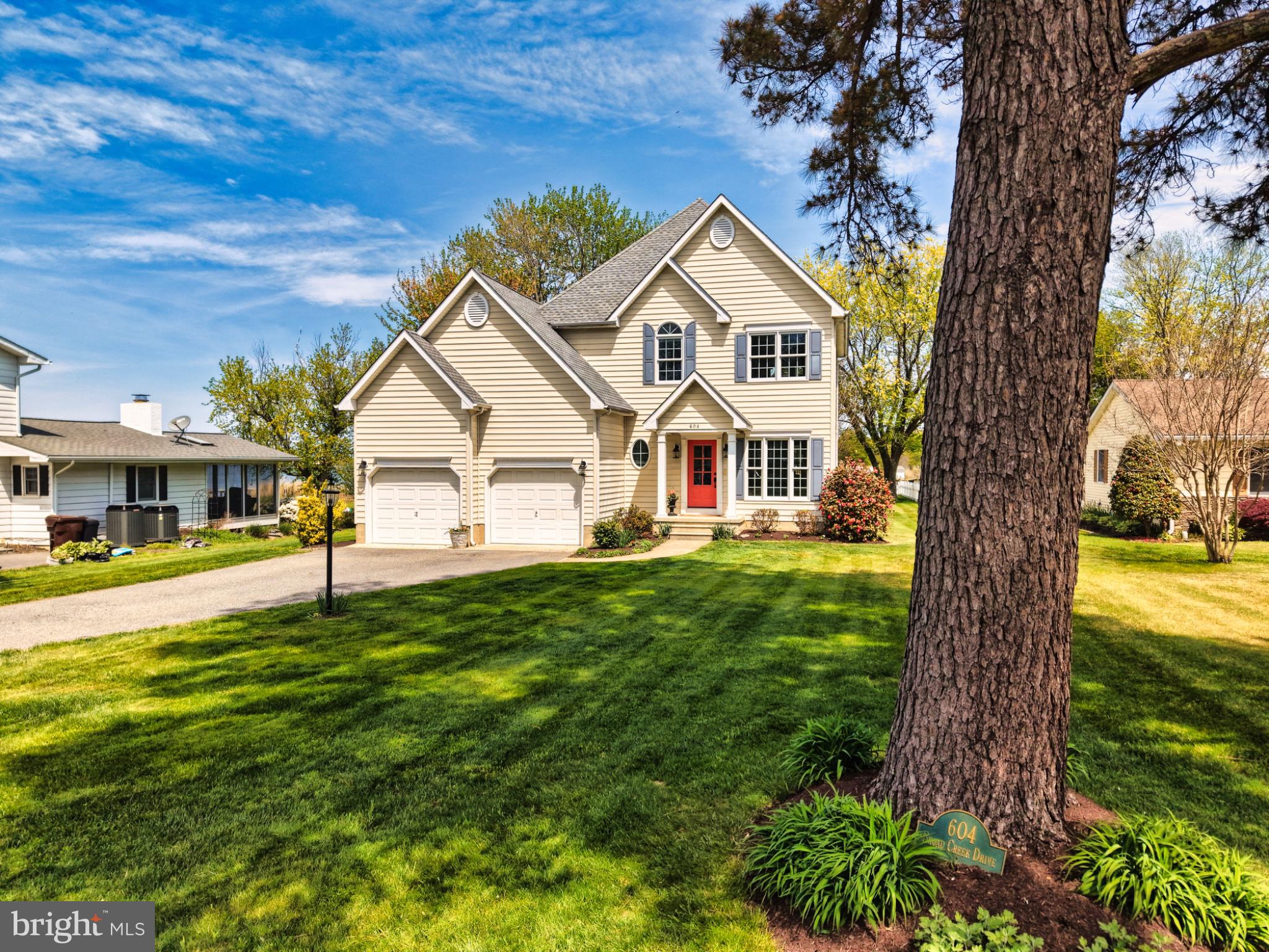 604 BROADCREEK DRIVE