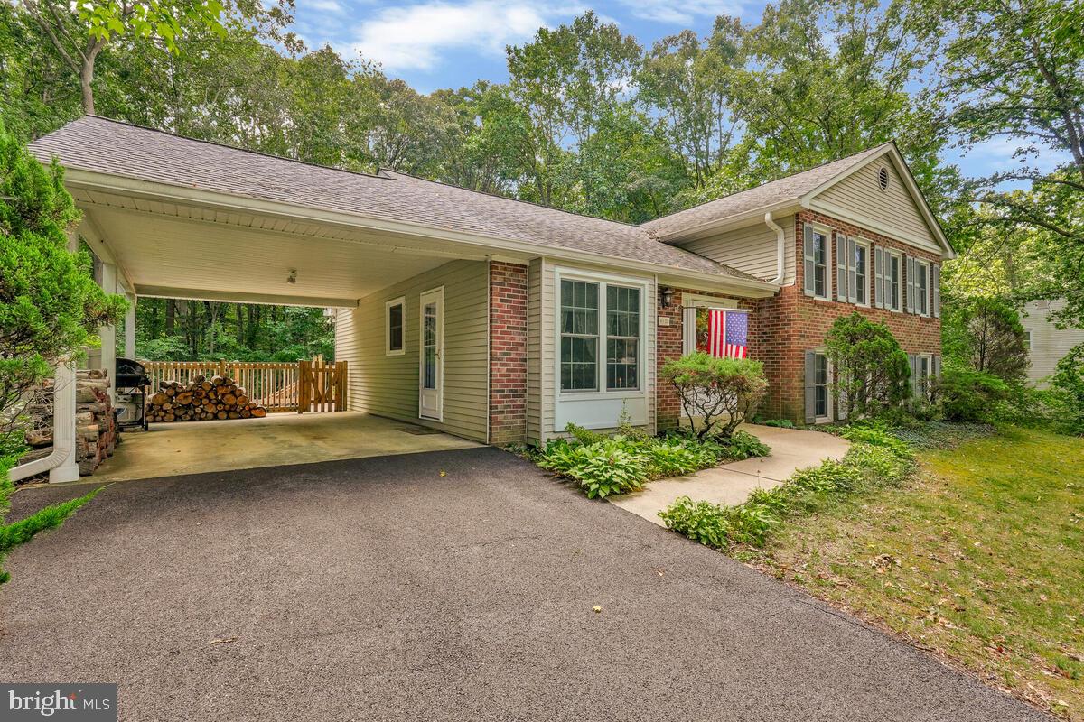 4038 SPRING VALLEY DRIVE